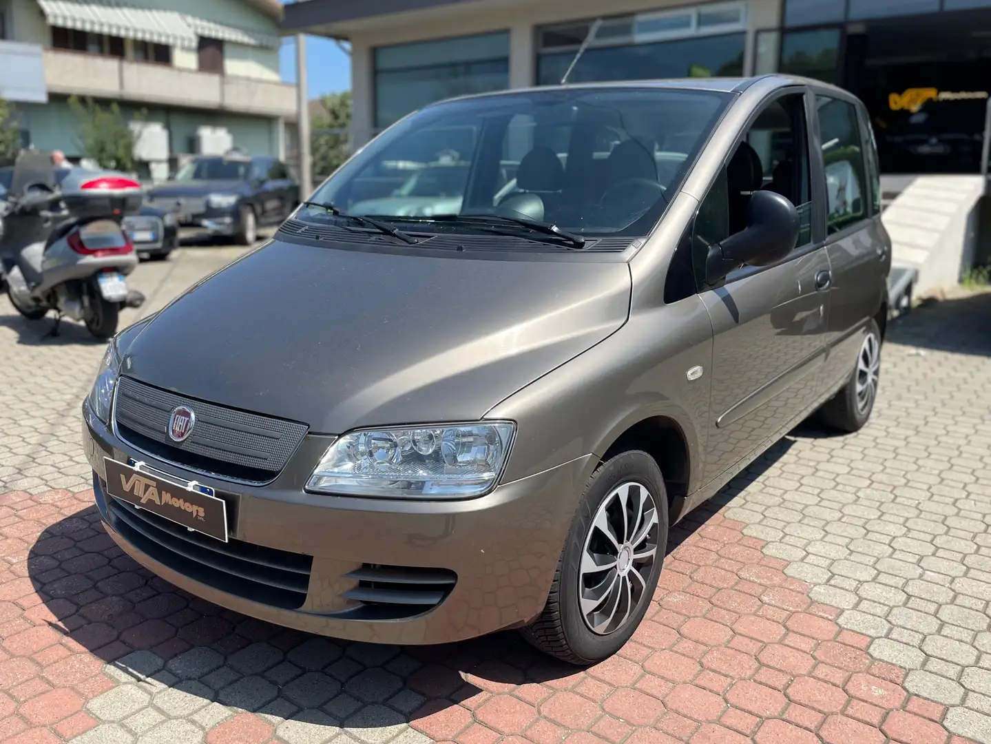 Fiat Multipla Multipla II 1.6 16v natural power Emotion Oro - 1