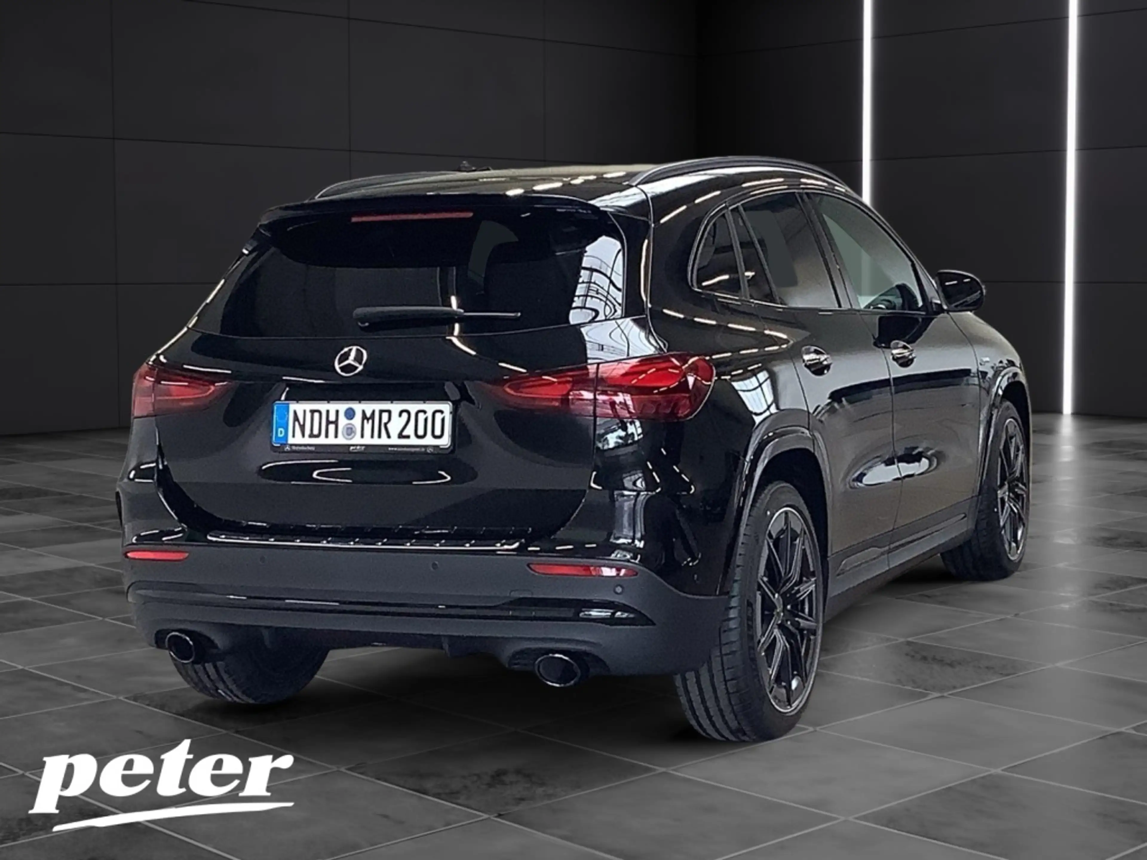 Mercedes-Benz GLA 35 AMG AMG GLA 35 4MATIC NIGHT+20"+MULTIBEAM — photo 4