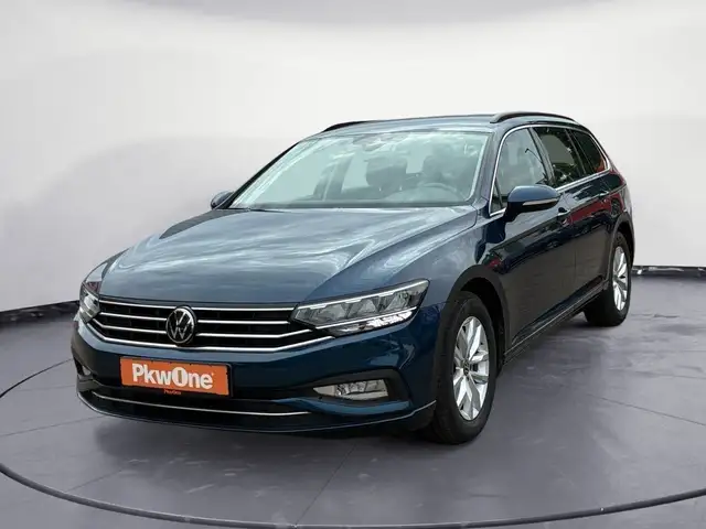 Volkswagen Passat Variant 2.0 TDI ACC*NAVI*SHZ*PDC*KAMERA*L