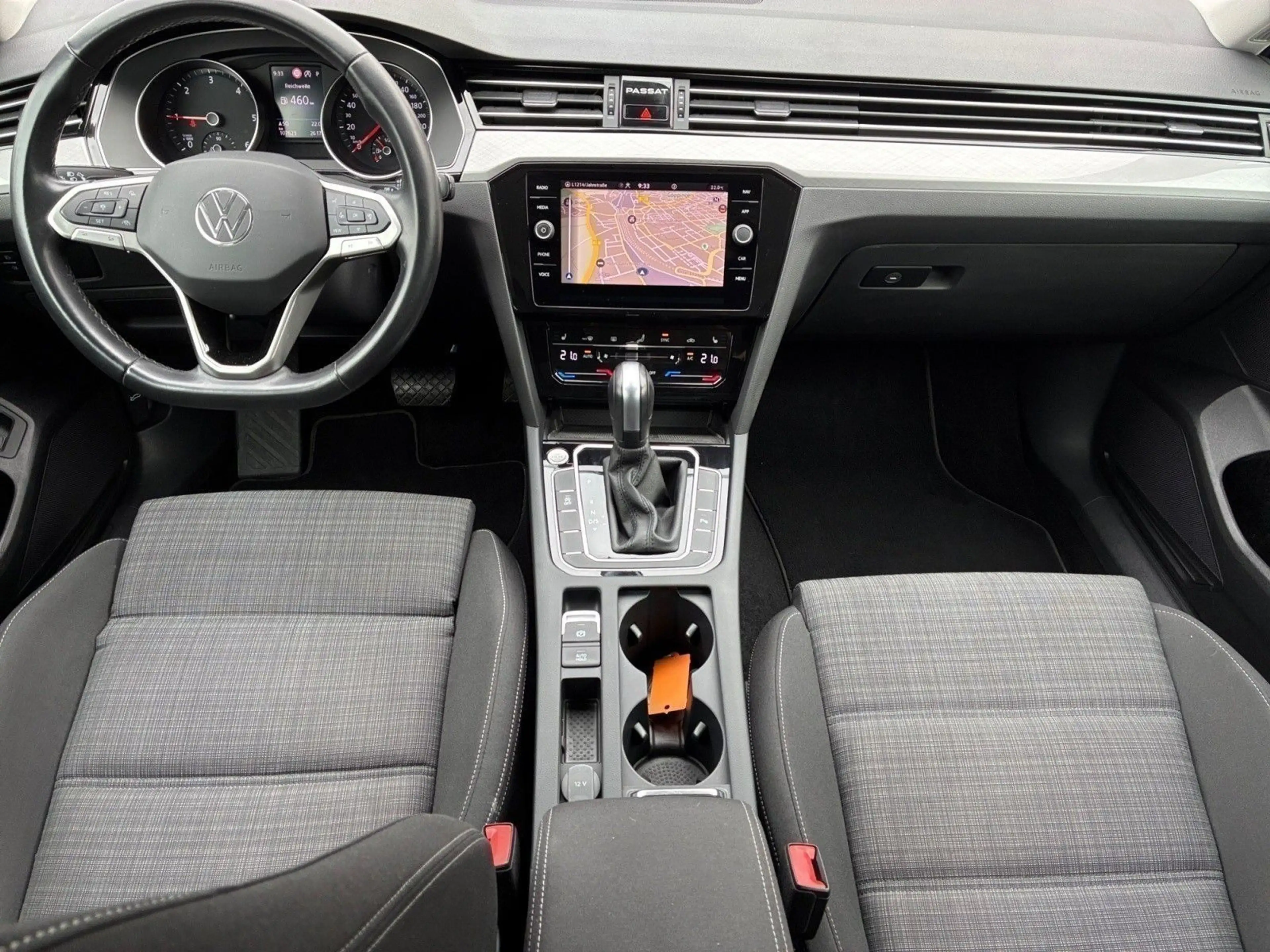 Volkswagen Passat Variant 2.0 TDI ACC*NAVI*SHZ*PDC*KAMERA*L — photo 10
