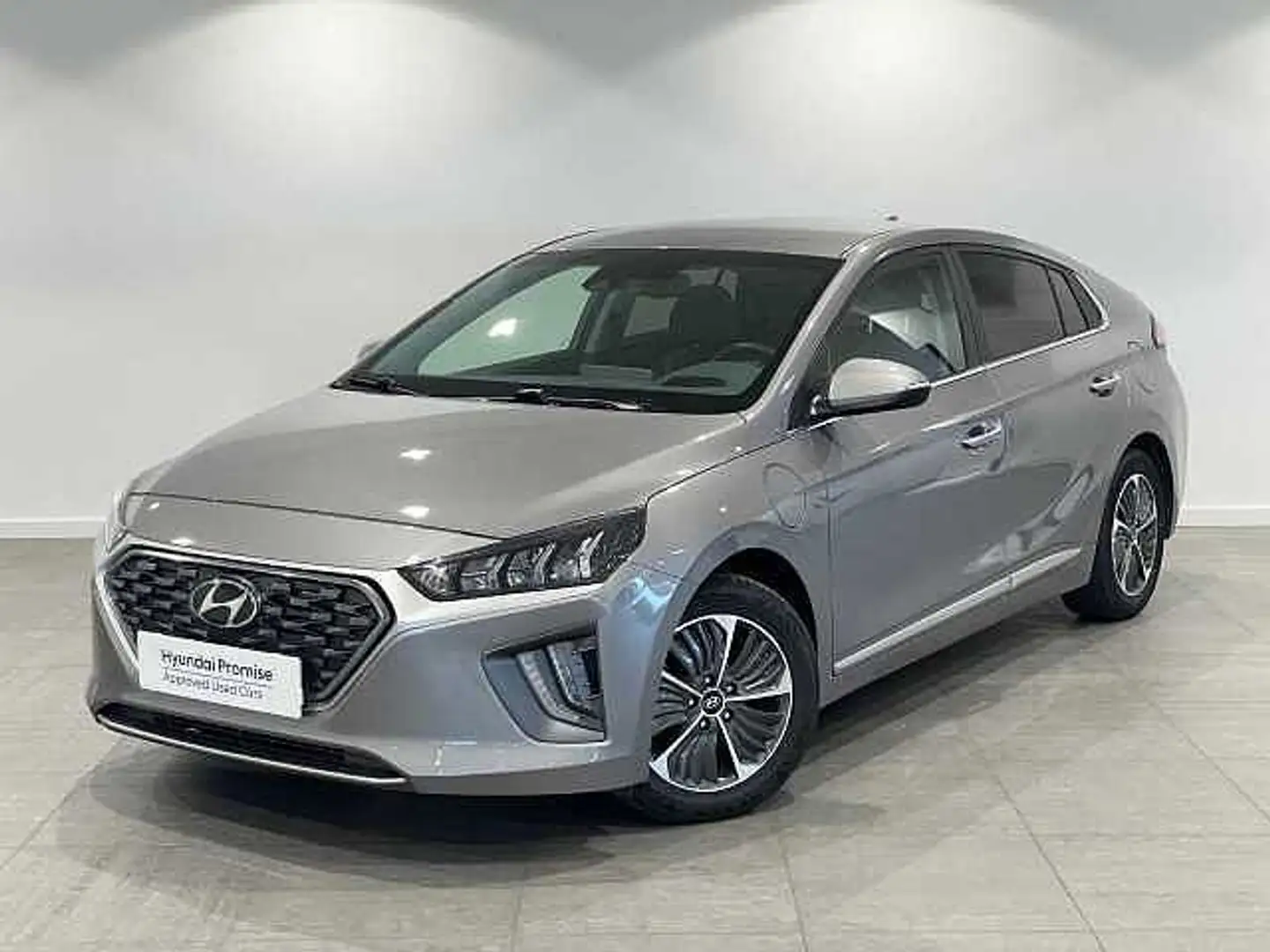 Hyundai IONIQ PHEV 1.6 GDI Tecno Plateado - 1