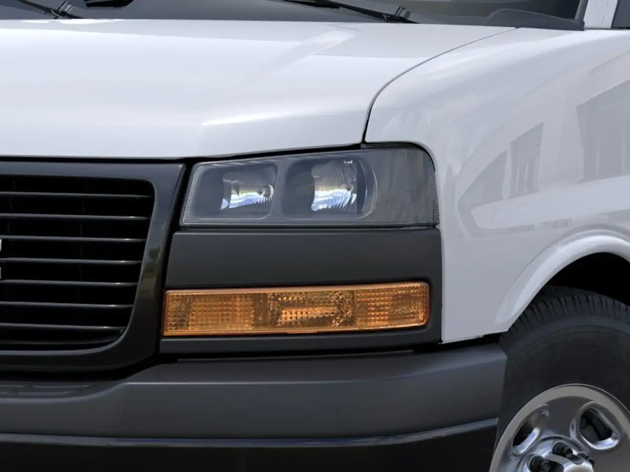 GMC Savana снимка GMC Savana