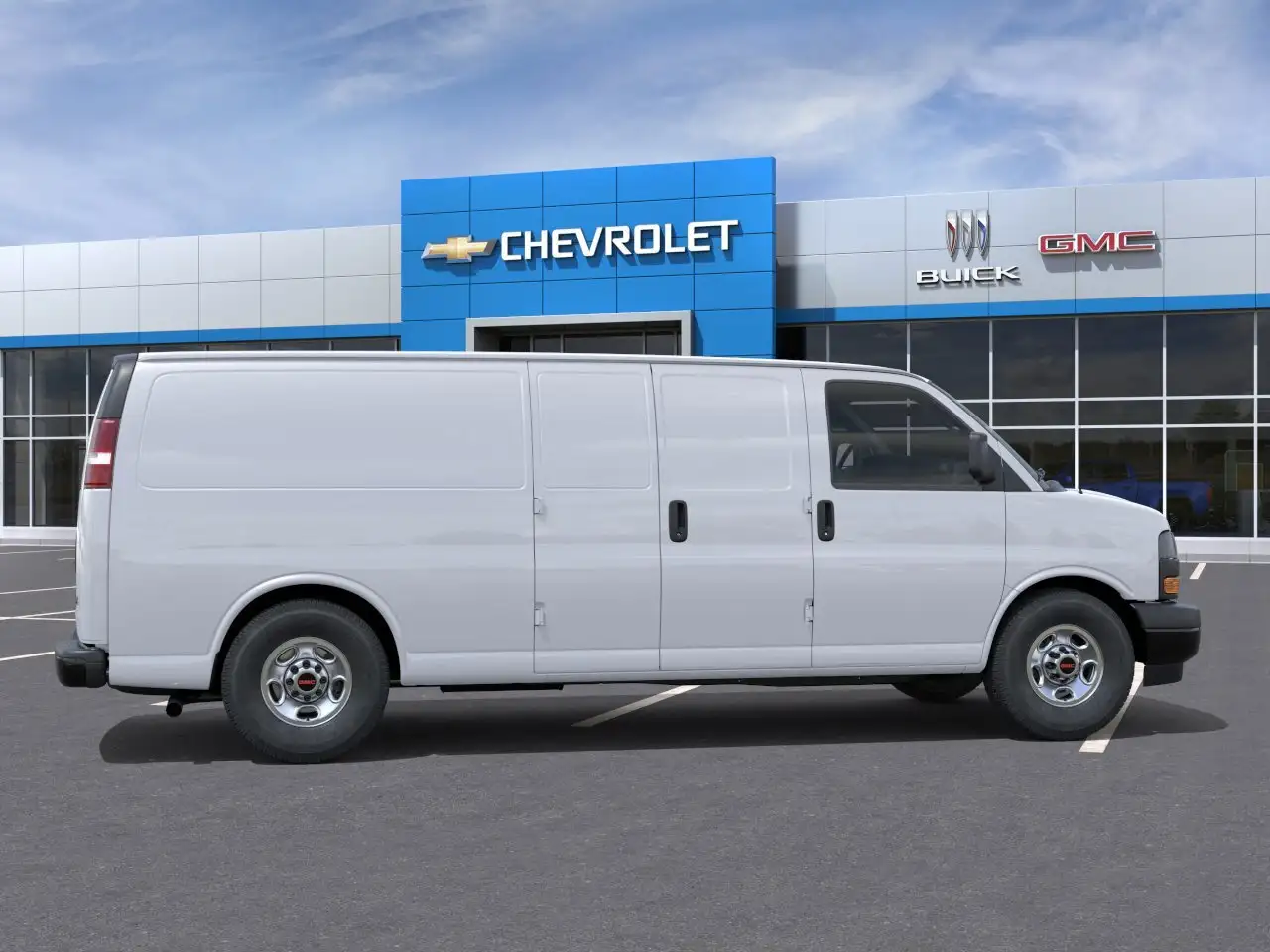 GMC Savana снимка GMC Savana