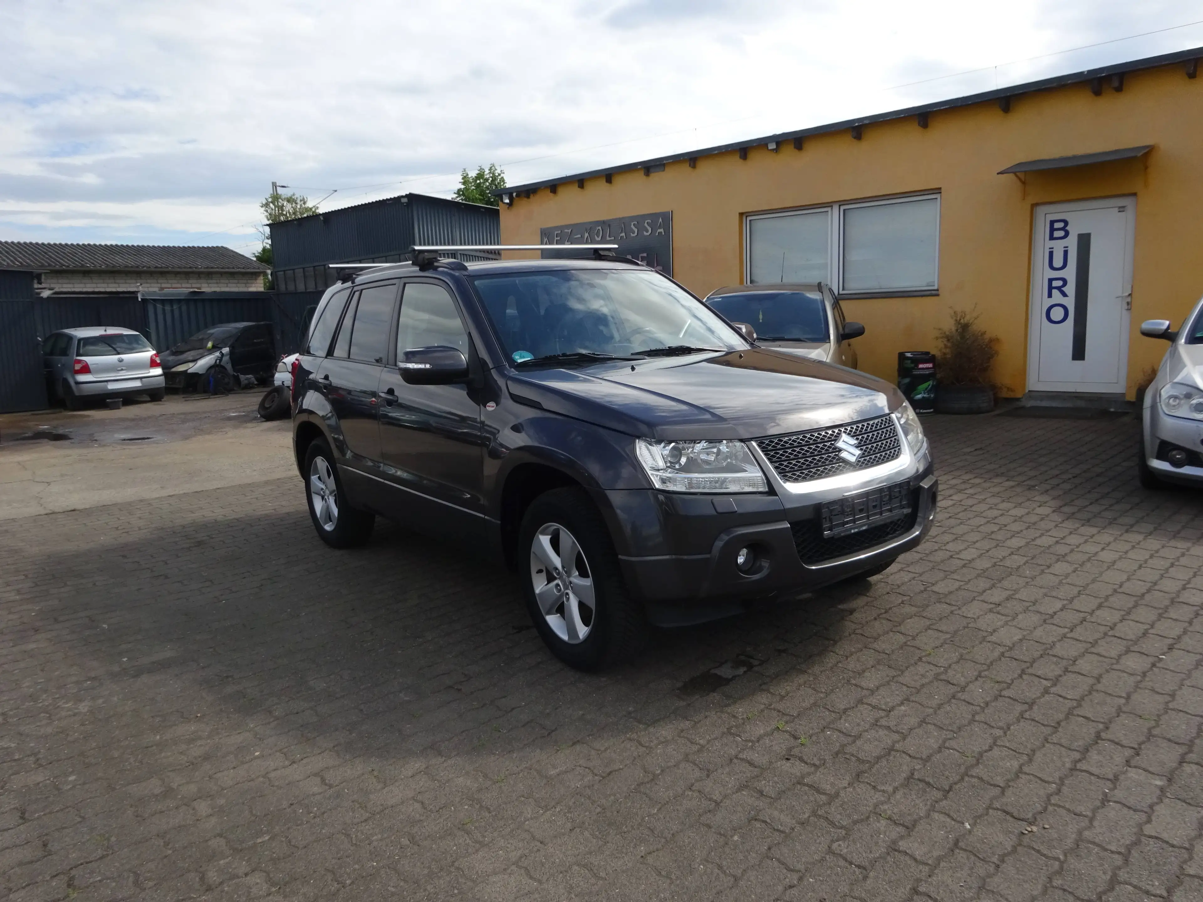 Suzuki Grand Vitara Grand Vitara 2.4 Automatik 4x4 Euro 5 Tüv 6/27 Super zustand