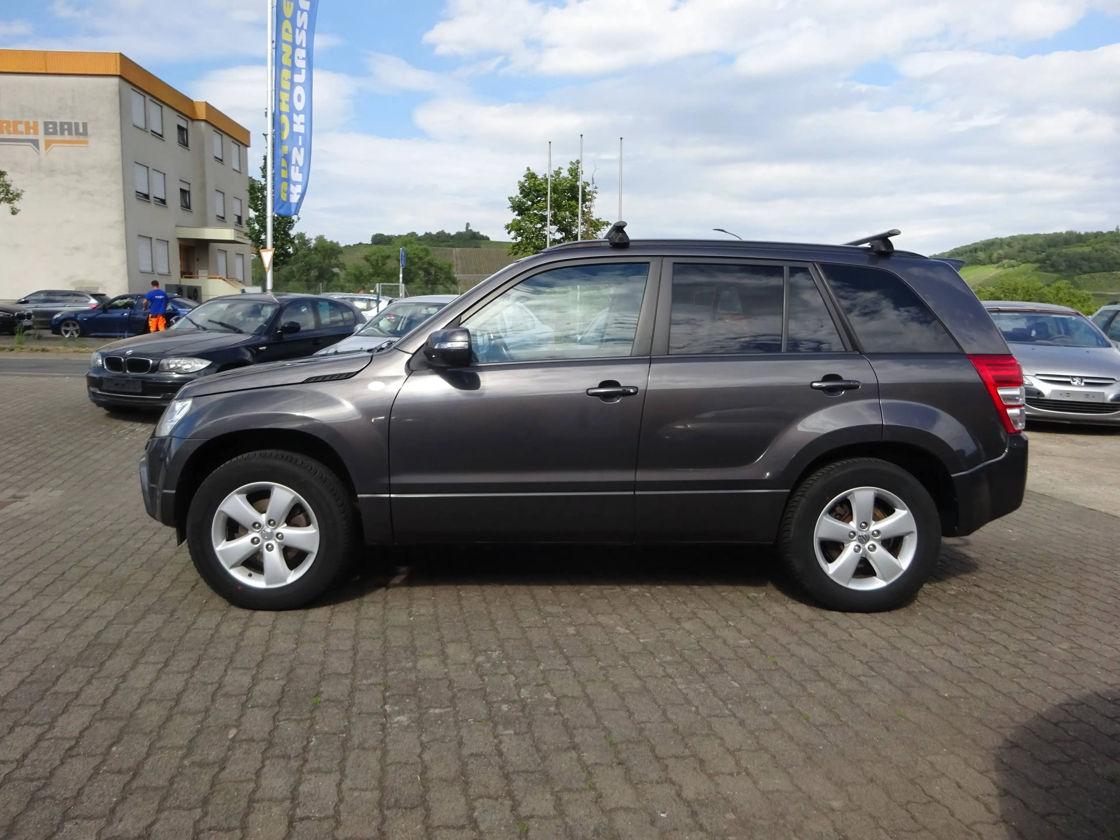 Suzuki Grand Vitara Grand Vitara 2.4 Automatik 4x4  Euro 5 Tüv 6/27 Super zustand — photo 4