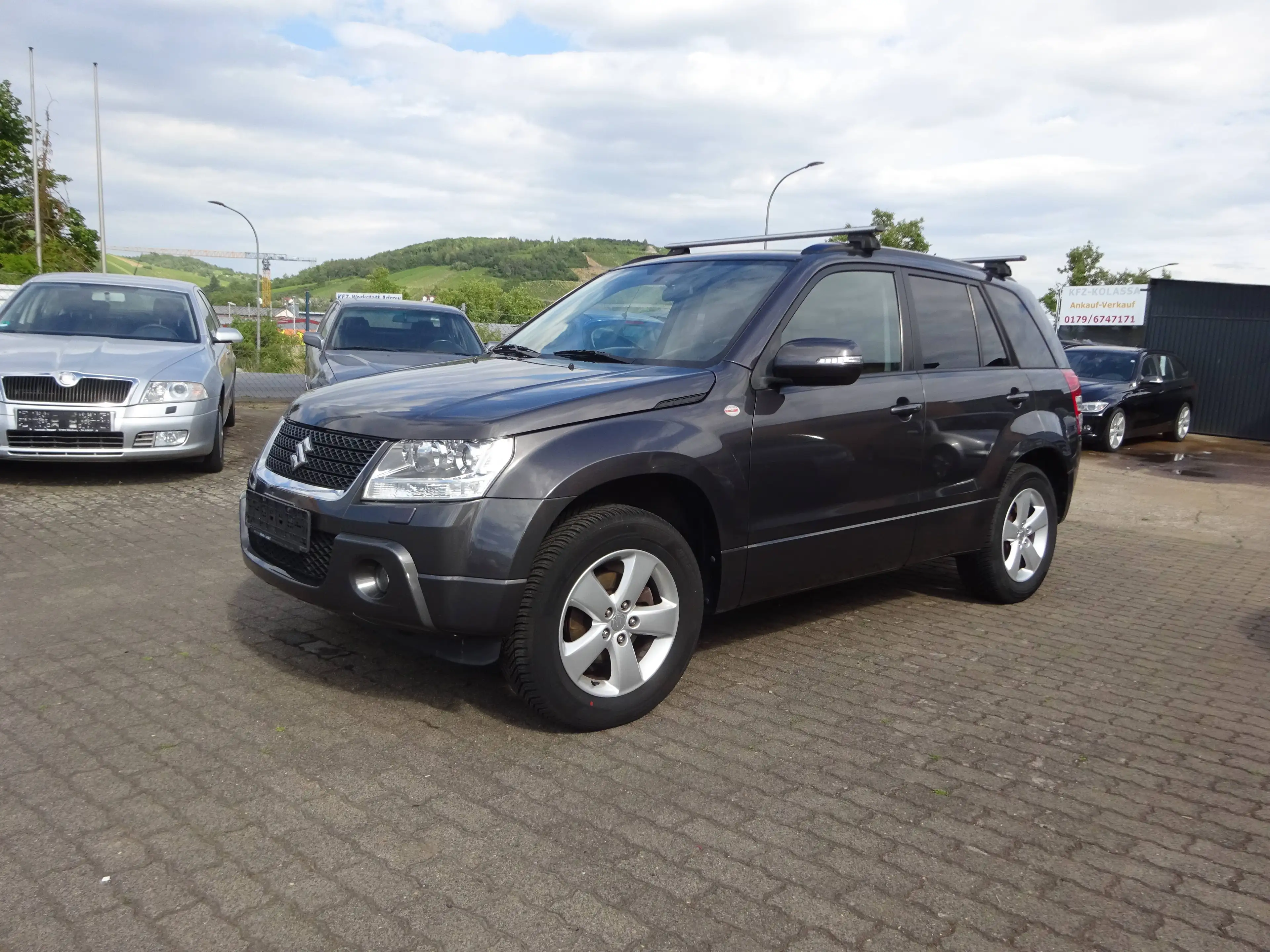 Suzuki Grand Vitara Grand Vitara 2.4 Automatik 4x4  Euro 5 Tüv 6/27 Super zustand — photo 2