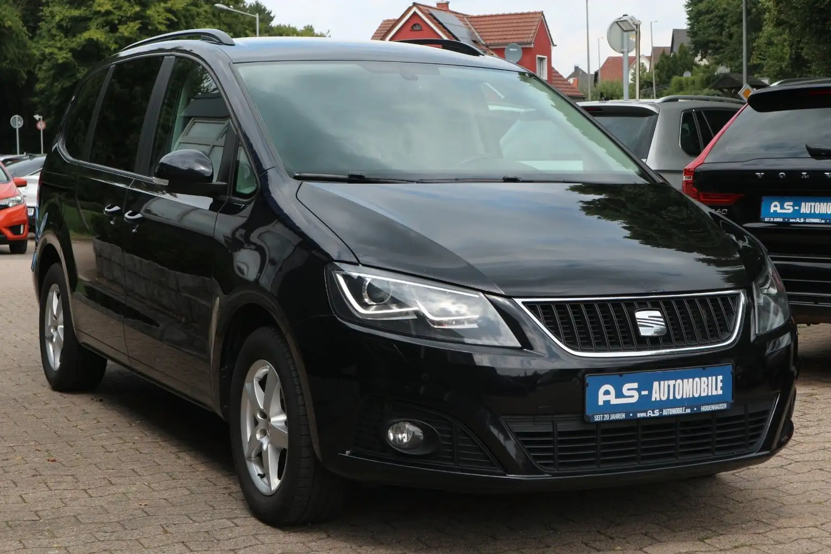 SEAT Alhambra Style *DSG/7-SITZER/RFK/NAVI/TEMPO/AHK* Noir - 1
