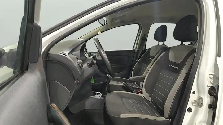 Dacia Sandero 0.9 TCE Stepway 2019, foto 11