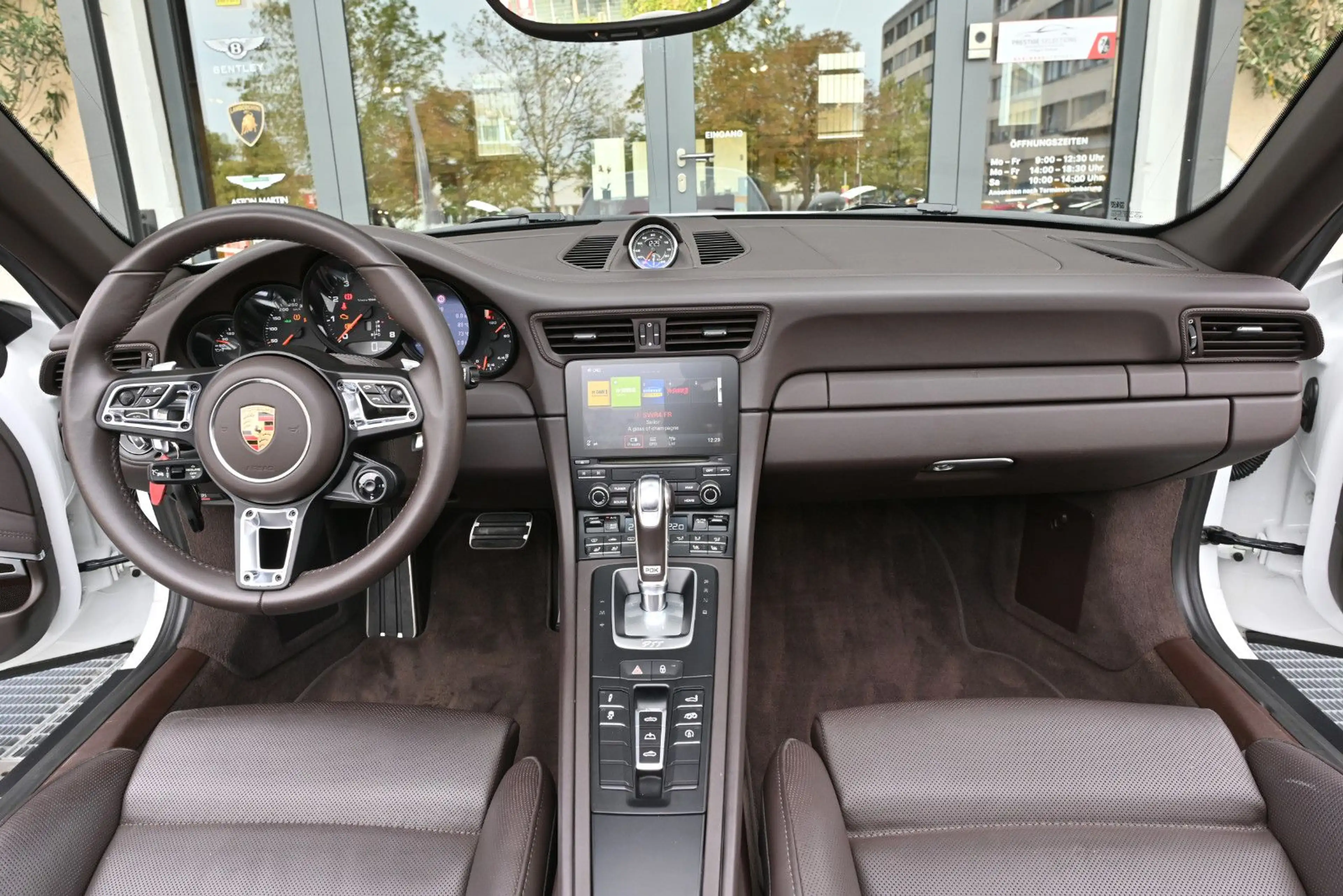 Porsche 991 .2-4S Cabriolet/Voll!Burmester/Sportsitze/1A! — photo 13