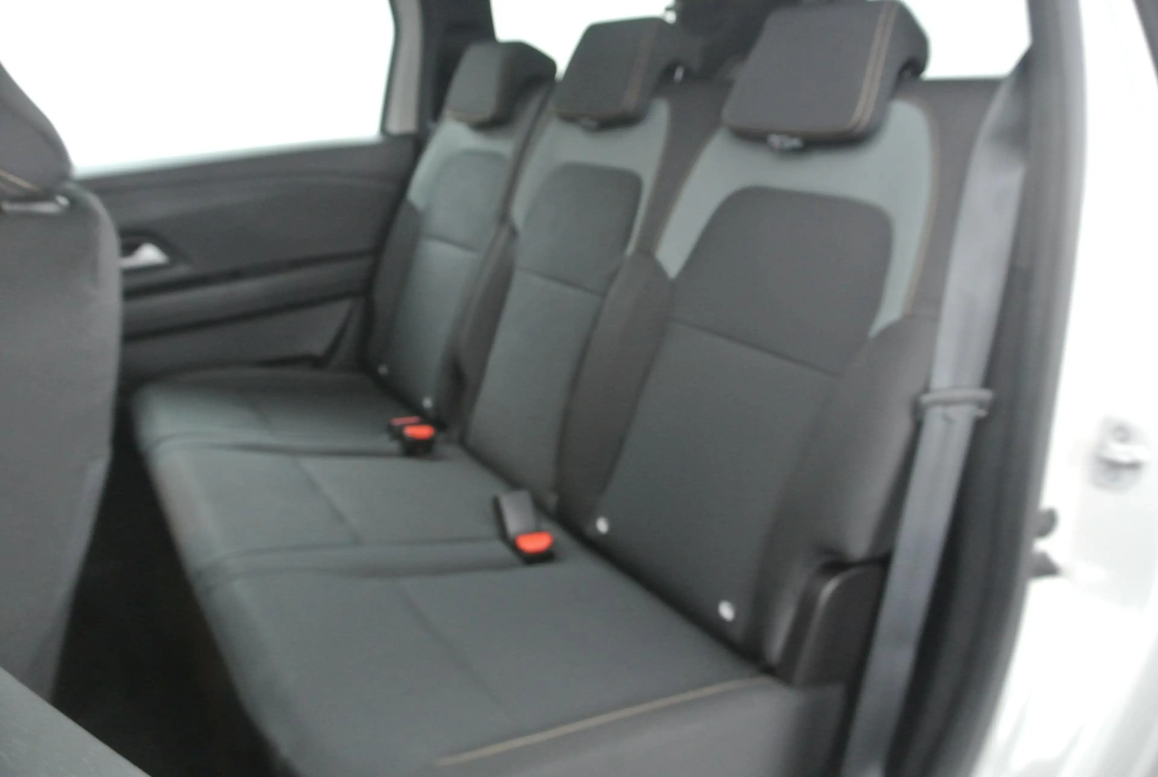 Dacia Jogger 1.8 hybrid 155 extreme 7p. | Pack Winter | Pack Dr — photo 10