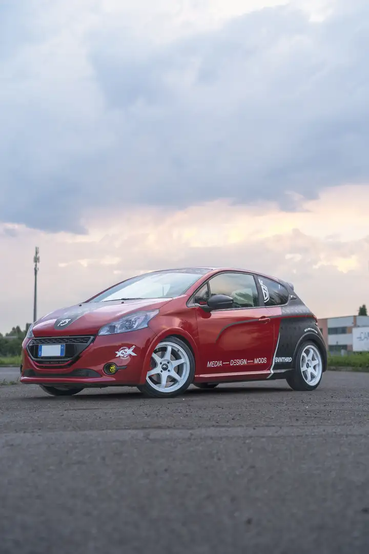 Peugeot 208 3p 1.6 thp 16v Gti 200cv - 1