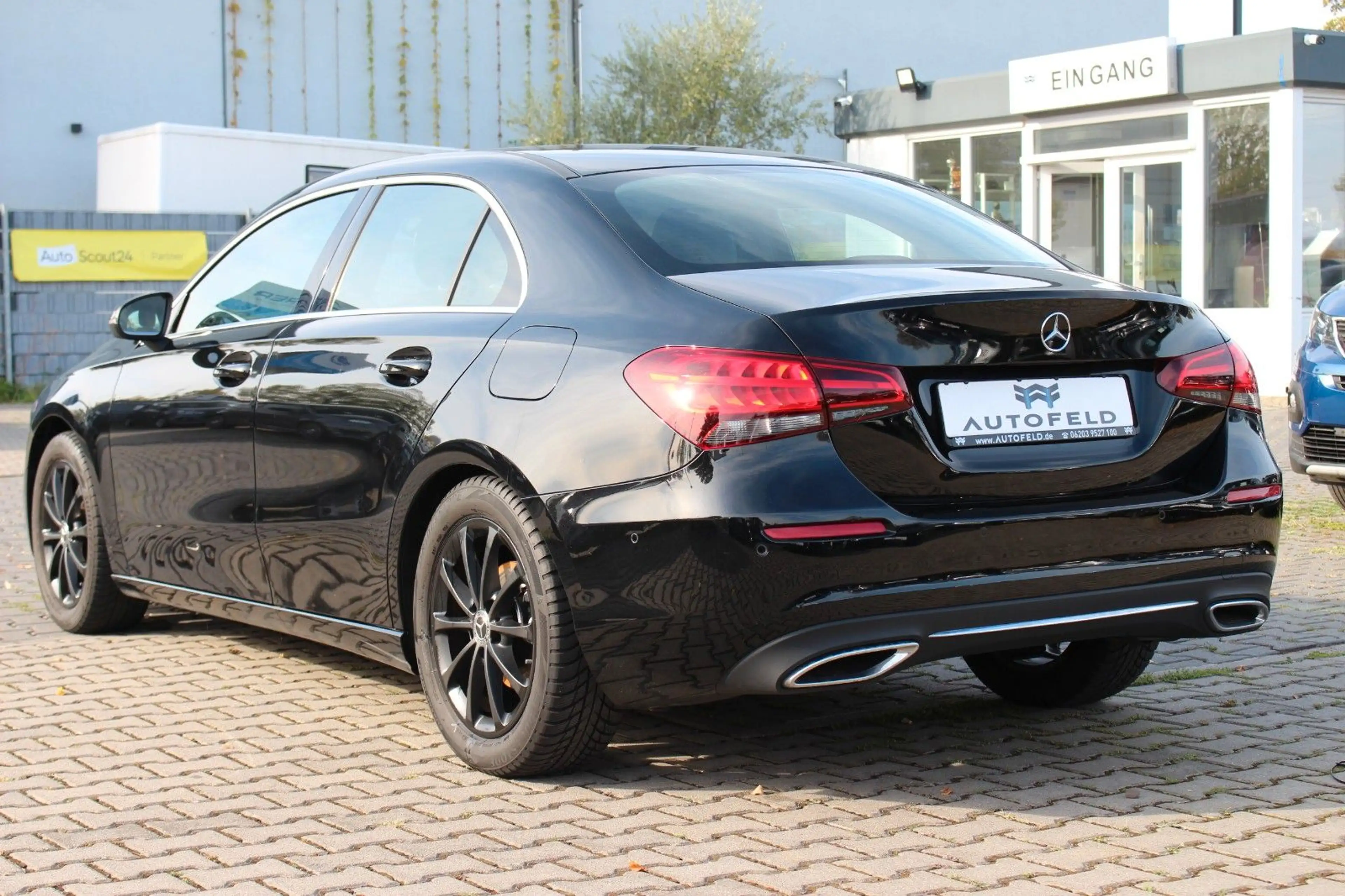 Mercedes-Benz A 180 /VOLL SHEFT/KLIMA/SHZ/PDC/TEMP/NAVI/8FACH/ — photo 7