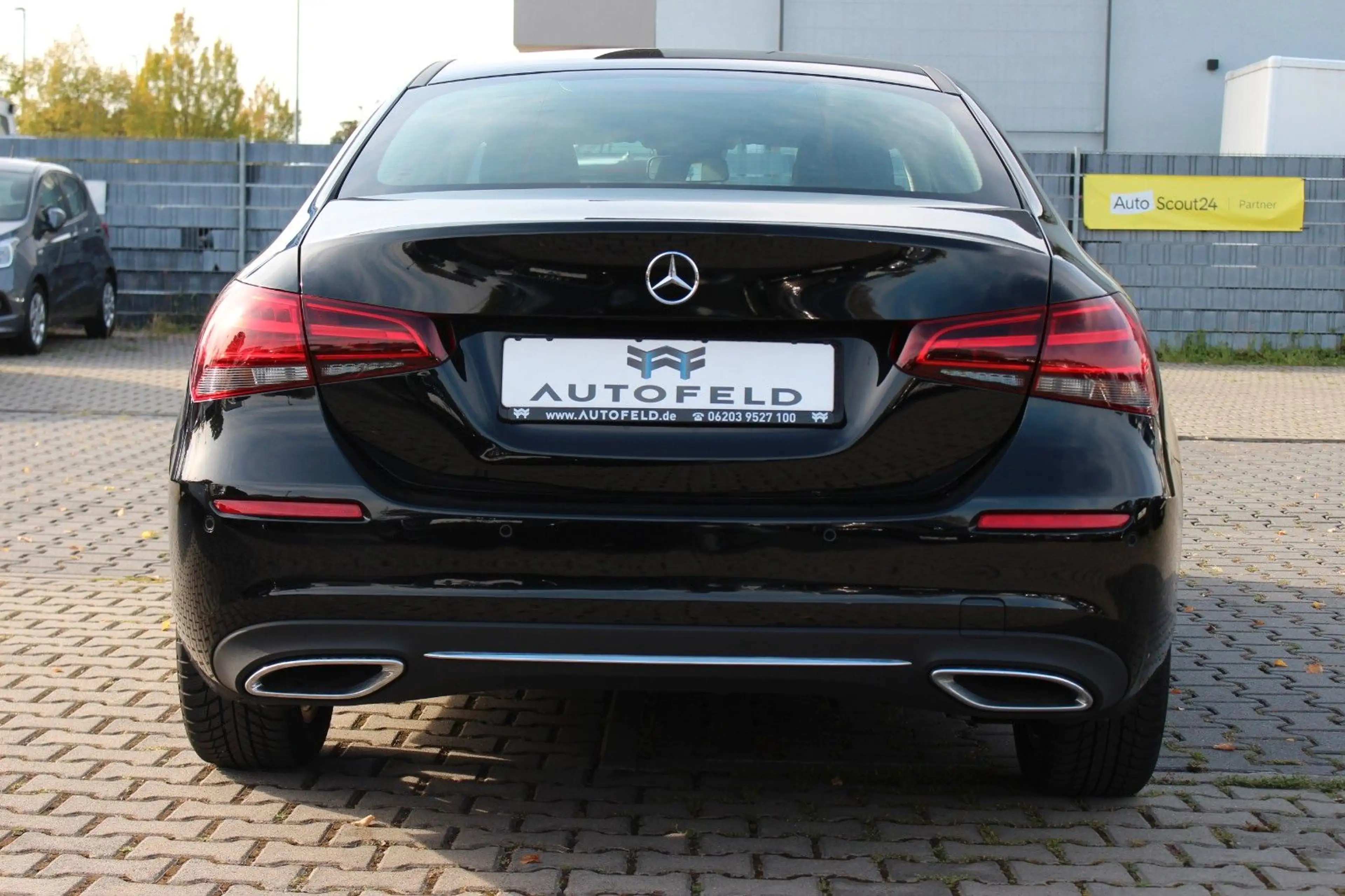 Mercedes-Benz A 180 /VOLL SHEFT/KLIMA/SHZ/PDC/TEMP/NAVI/8FACH/ — photo 6