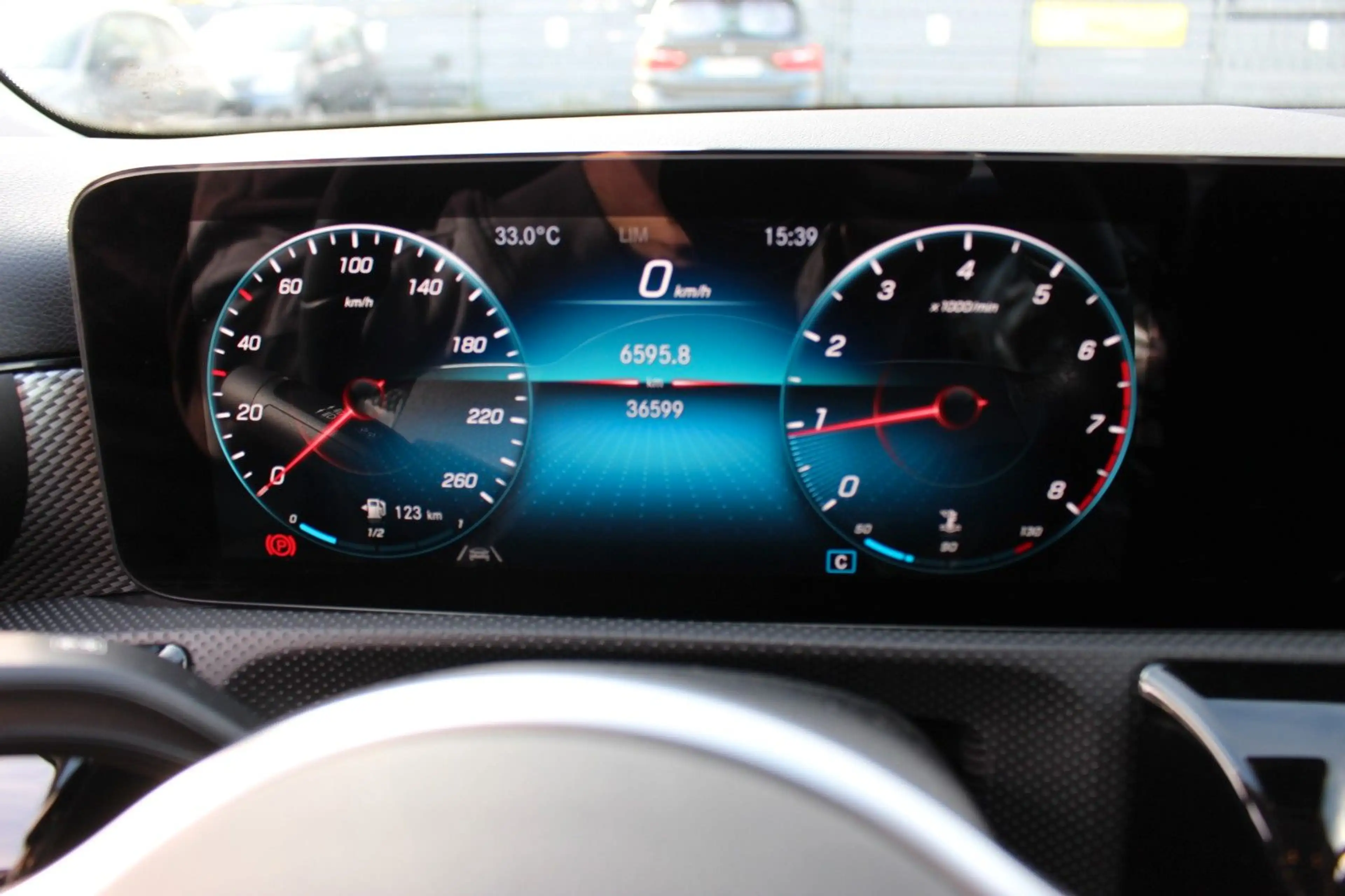 Mercedes-Benz A 180 /VOLL SHEFT/KLIMA/SHZ/PDC/TEMP/NAVI/8FACH/ — photo 15