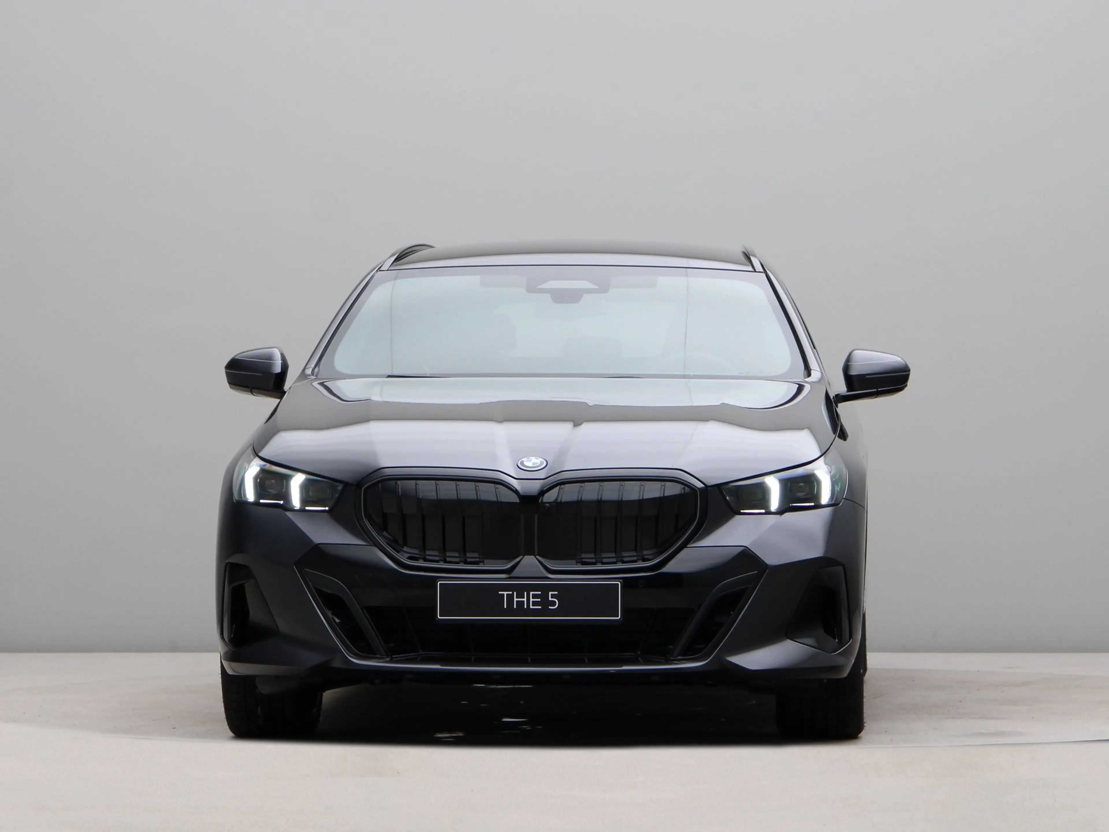 BMW 550 5 serie Touring 550e xDrive — photo 6