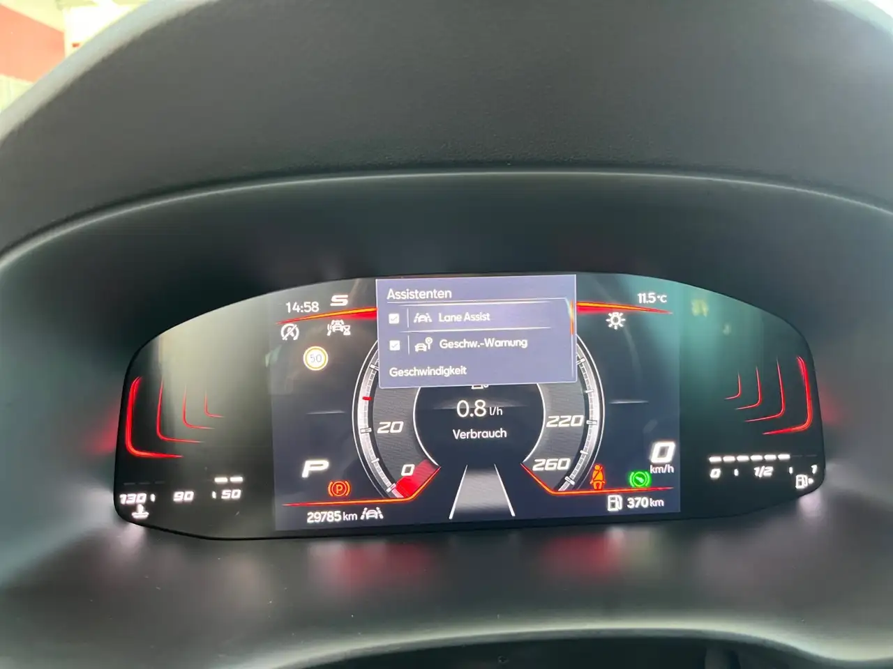 SEAT Ateca Xperience 1.5 TSI DSG Tempomat+Navigation 25