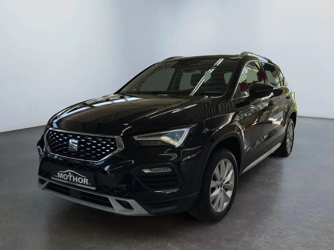 SEAT Ateca Xperience 1.5 TSI DSG Tempomat+Navigation 2