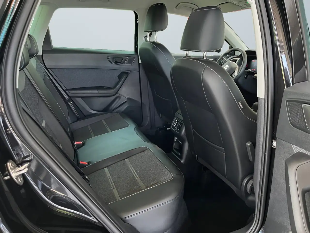 SEAT Ateca Xperience 1.5 TSI DSG Tempomat+Navigation 11