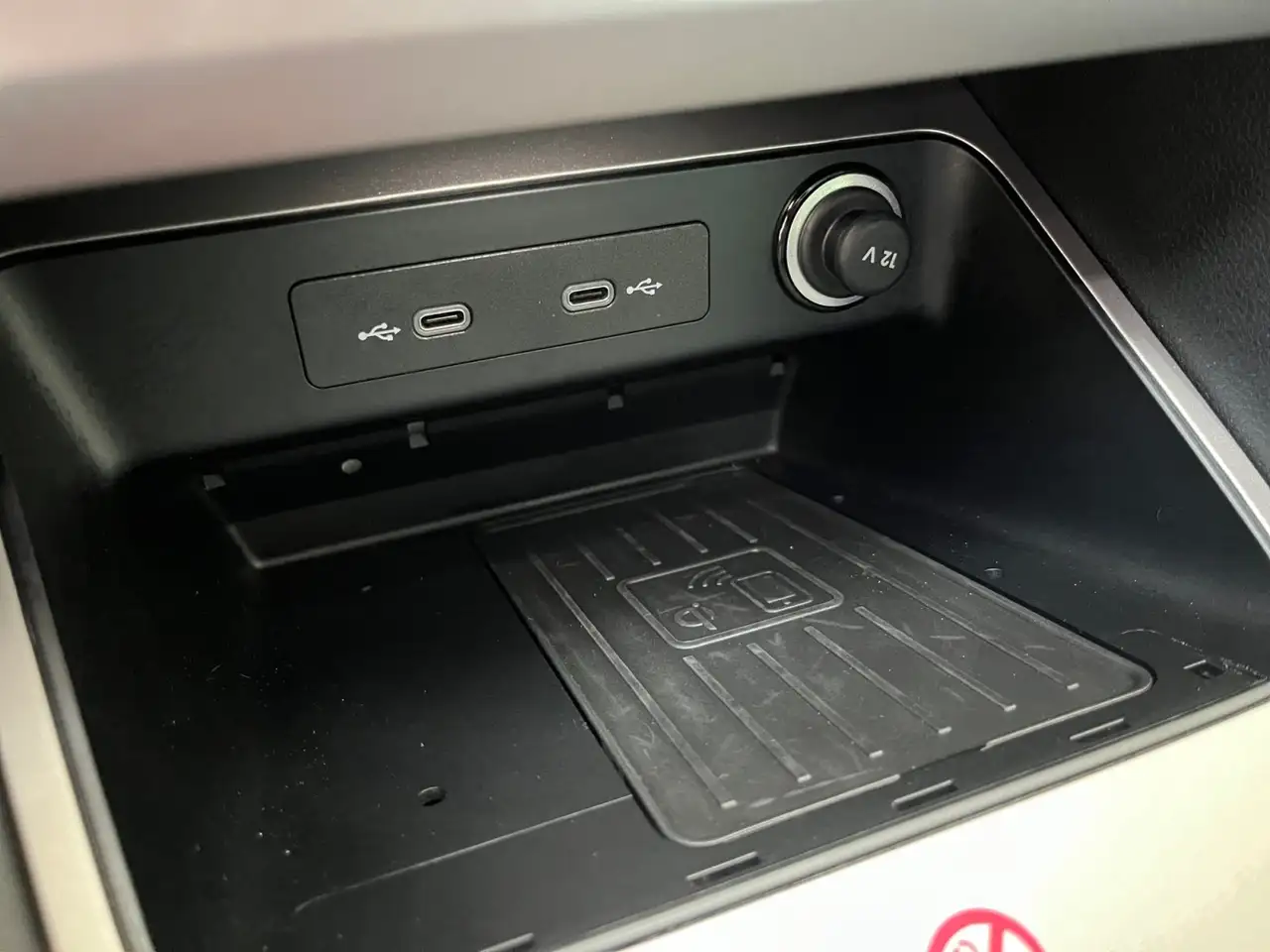 SEAT Ateca Xperience 1.5 TSI DSG Tempomat+Navigation 22