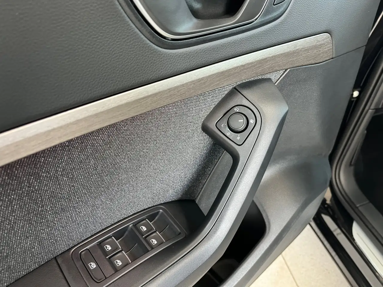 SEAT Ateca Xperience 1.5 TSI DSG Tempomat+Navigation 27