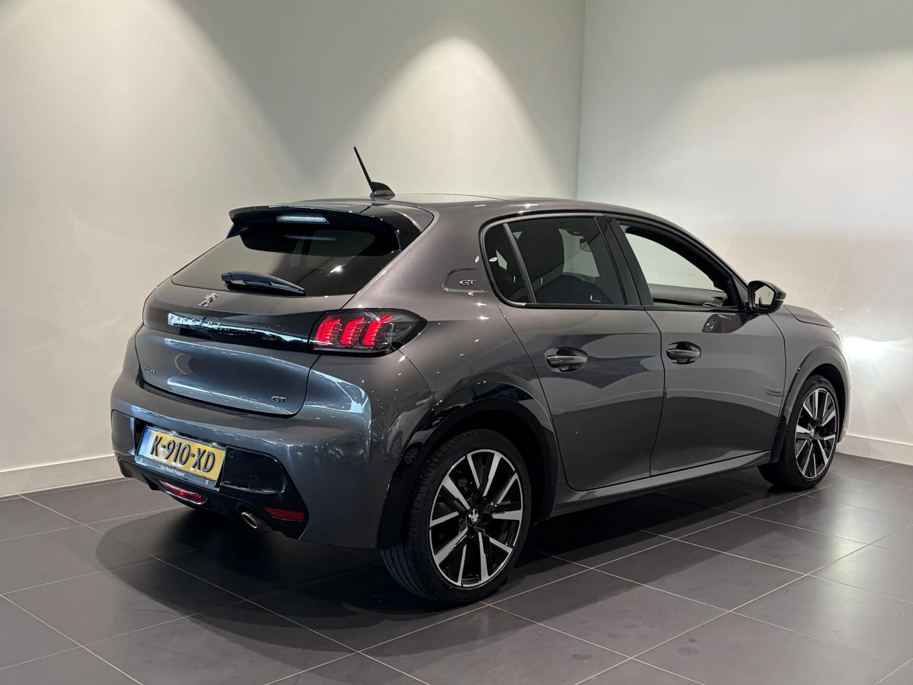 Peugeot 208 1.2 PureTech GT Pack | Panoramadak | Alcantara | C — photo 4