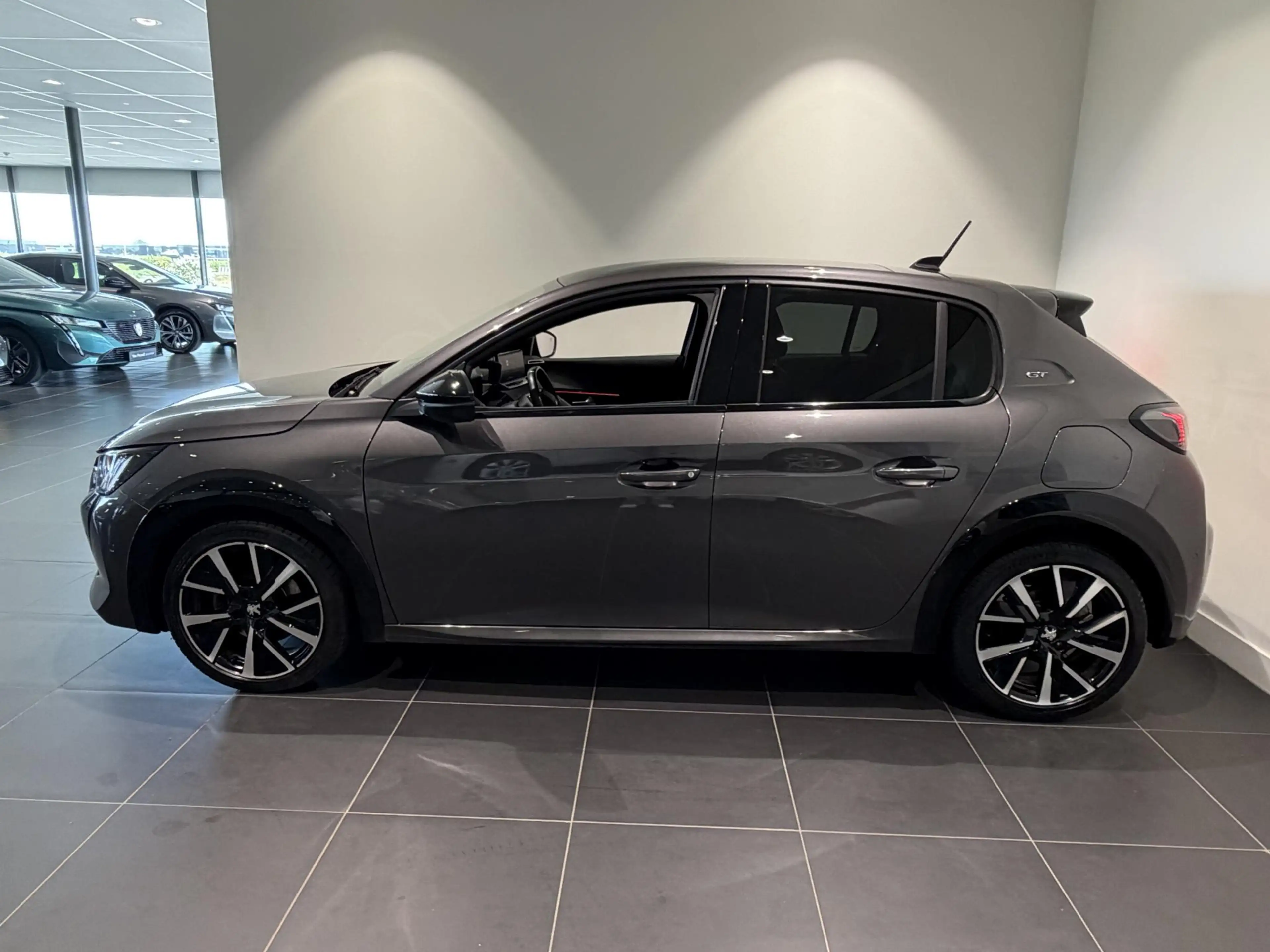 Peugeot 208 1.2 PureTech GT Pack | Panoramadak | Alcantara | C — photo 3