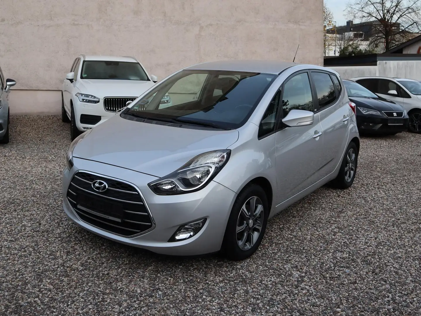 Hyundai iX20 ix20 blue Passion*Klima*Navi*Kamera* Silber - 1