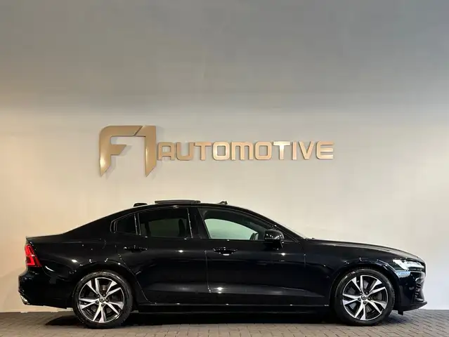 Volvo S60 view 10