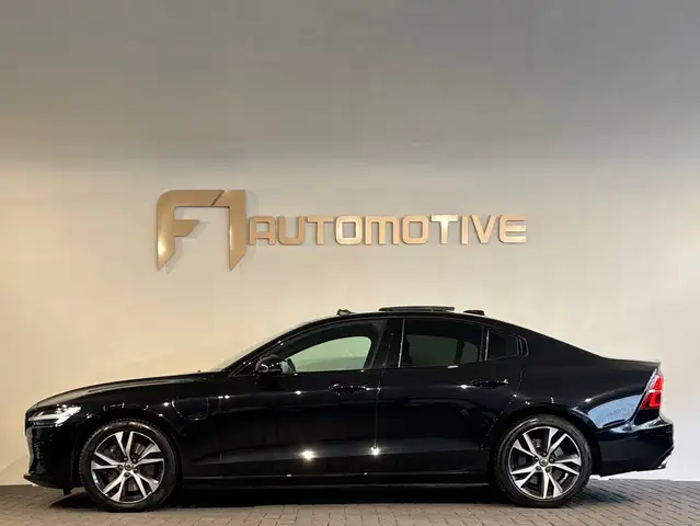 Volvo S60 view 12