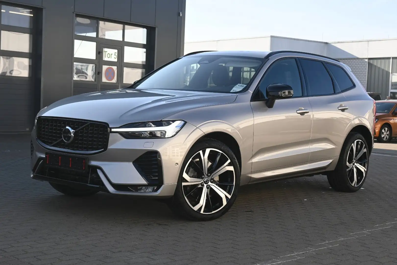 Volvo XC60 Ultimate Dark AWD*MASS*LUFT*B&W*NAV*HUD*ACC Gold - 1