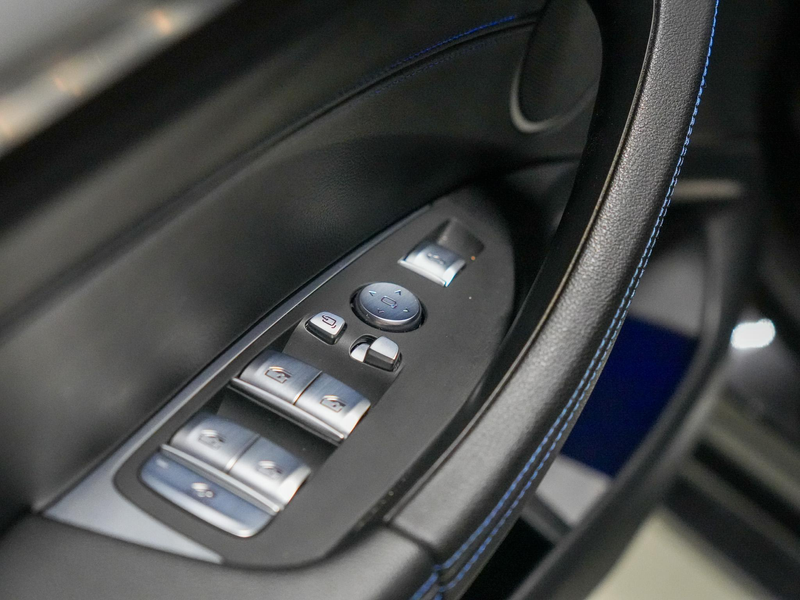 BMW X4 M40d — photo 6