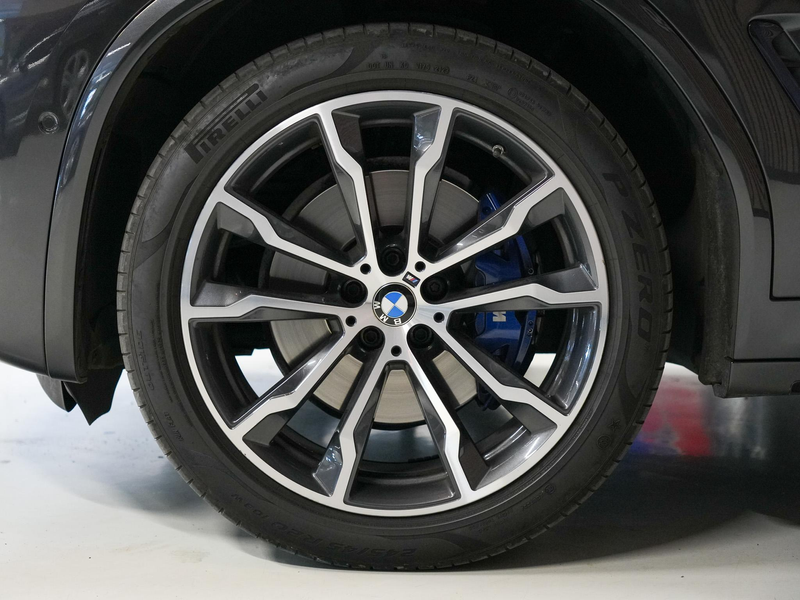 BMW X4 M40d — photo 4