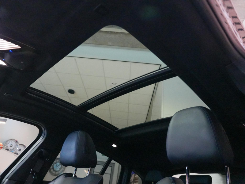 BMW X4 M40d — photo 12