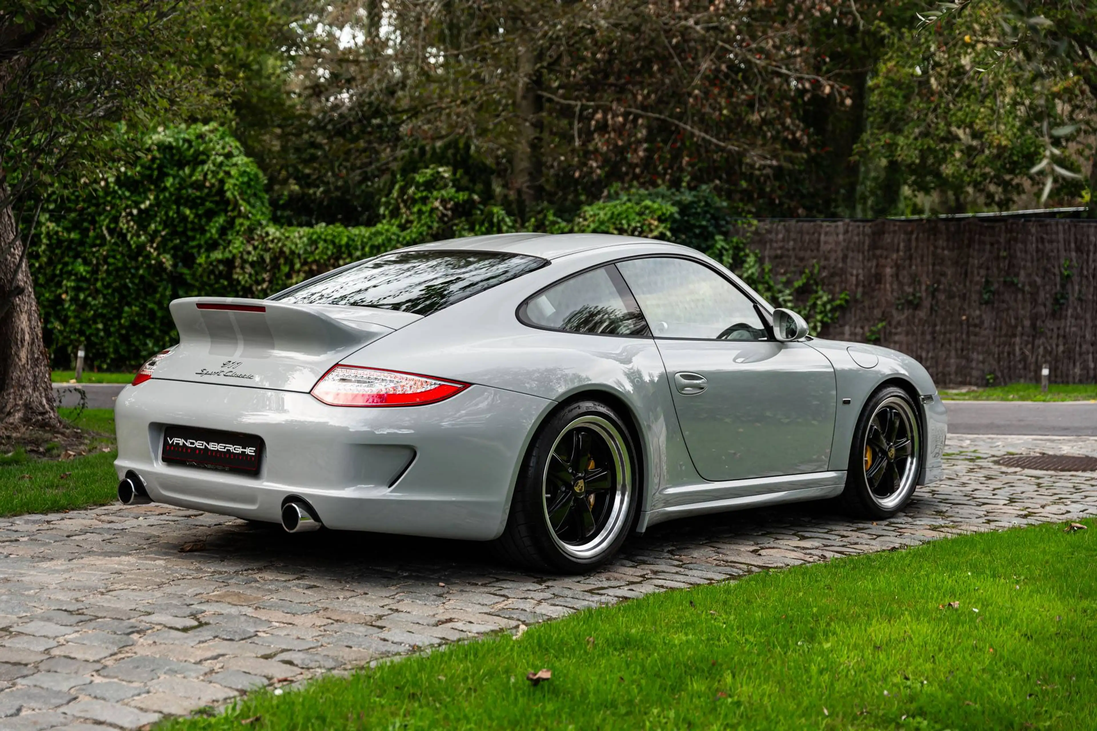 Porsche 997 SPORT CLASSIC / 1 OF 250 / COLLECTOR ITEM / ONLY 7100 KM / SPORT S — photo 8