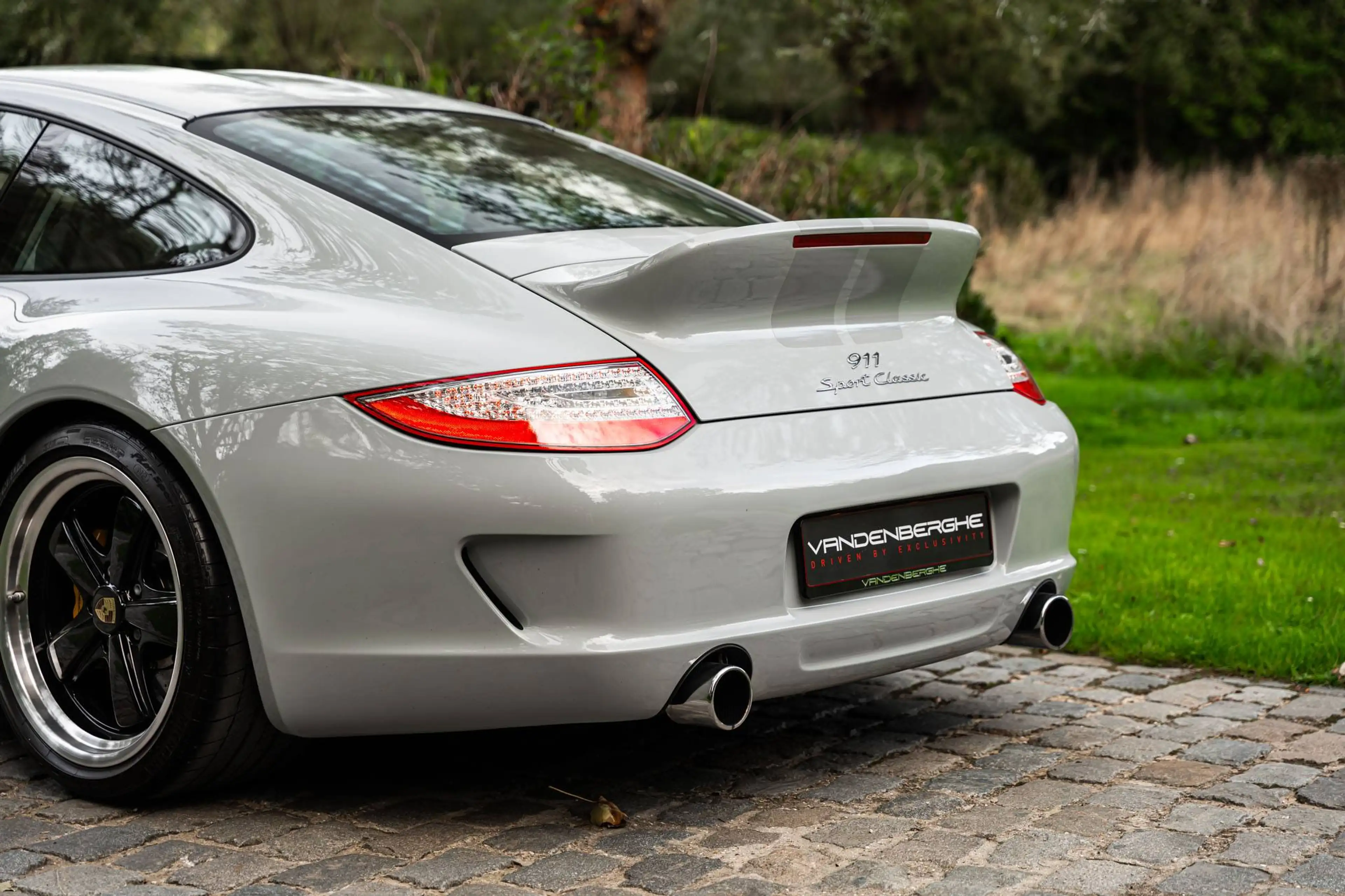 Porsche 997 SPORT CLASSIC / 1 OF 250 / COLLECTOR ITEM / ONLY 7100 KM / SPORT S — photo 6