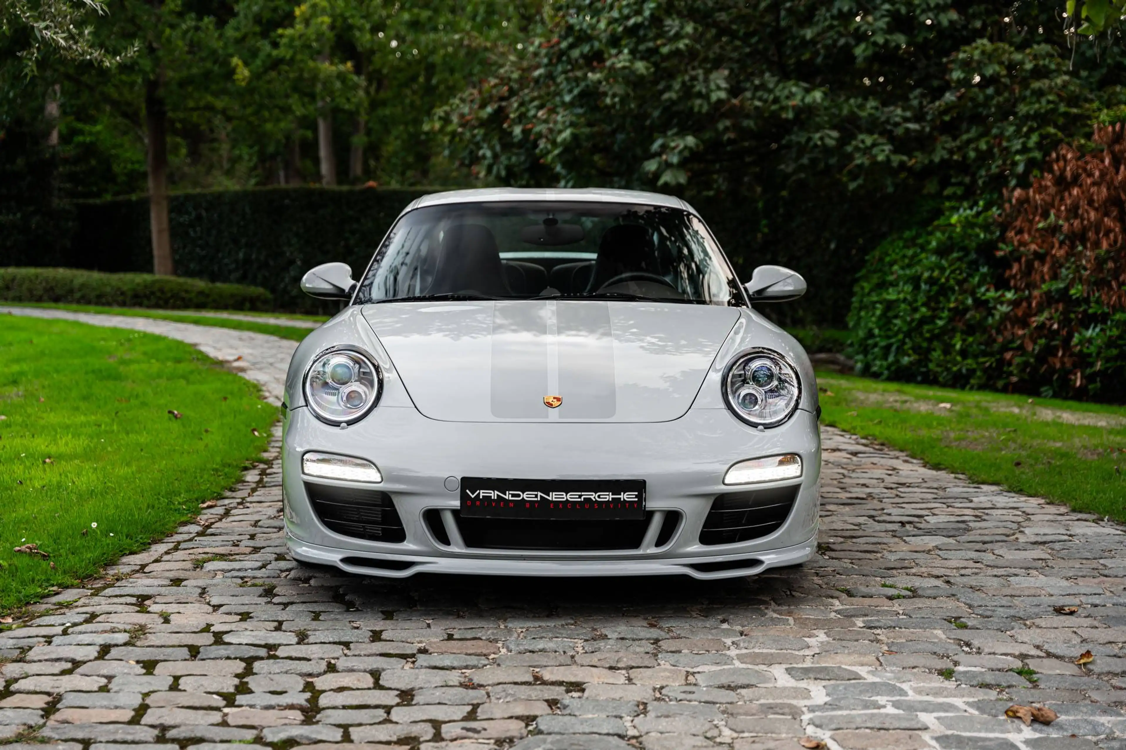 Porsche 997 SPORT CLASSIC / 1 OF 250 / COLLECTOR ITEM / ONLY 7100 KM / SPORT S — photo 3