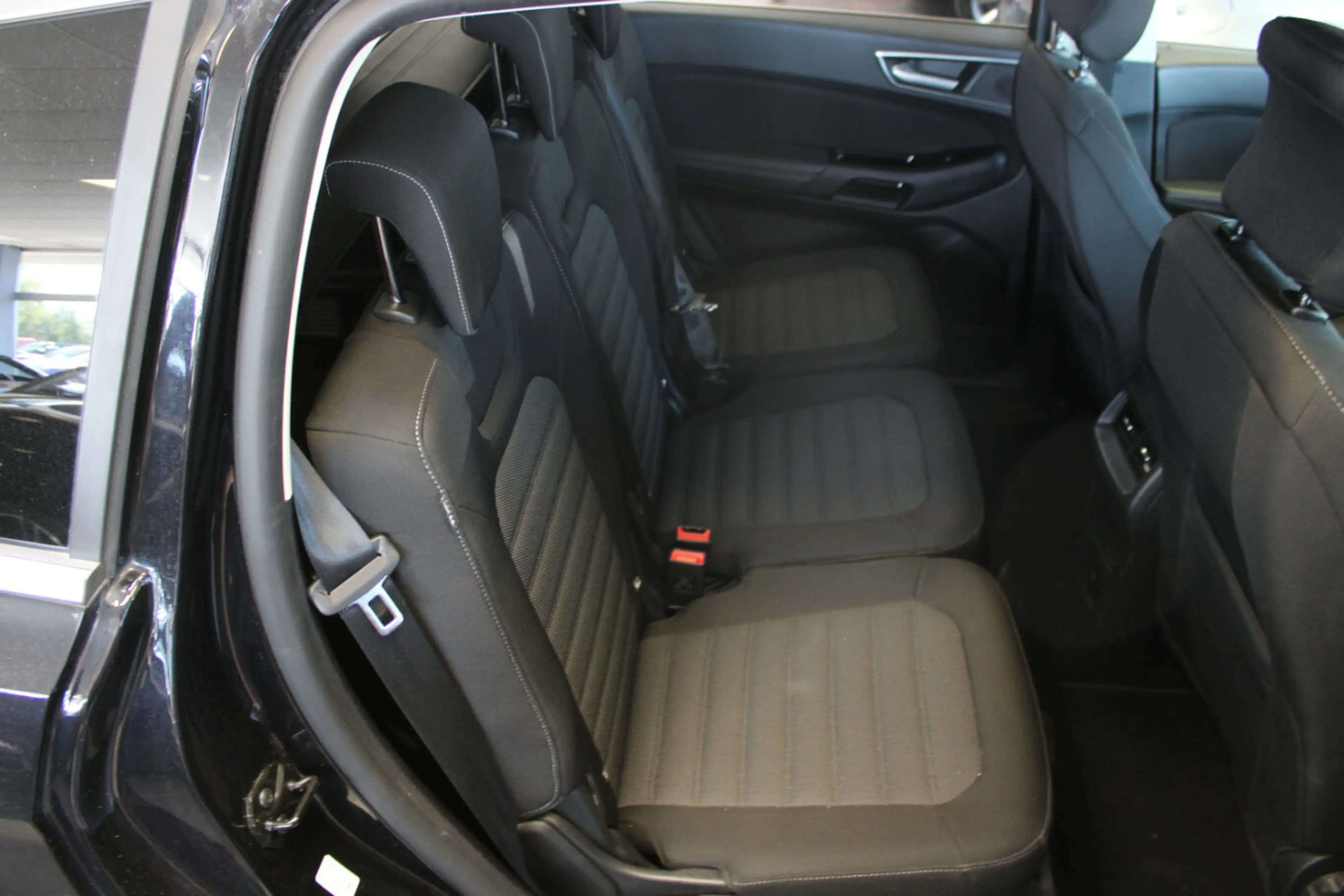 Ford S-Max 2.0 EcoBlue Aut. TITANUM — photo 12