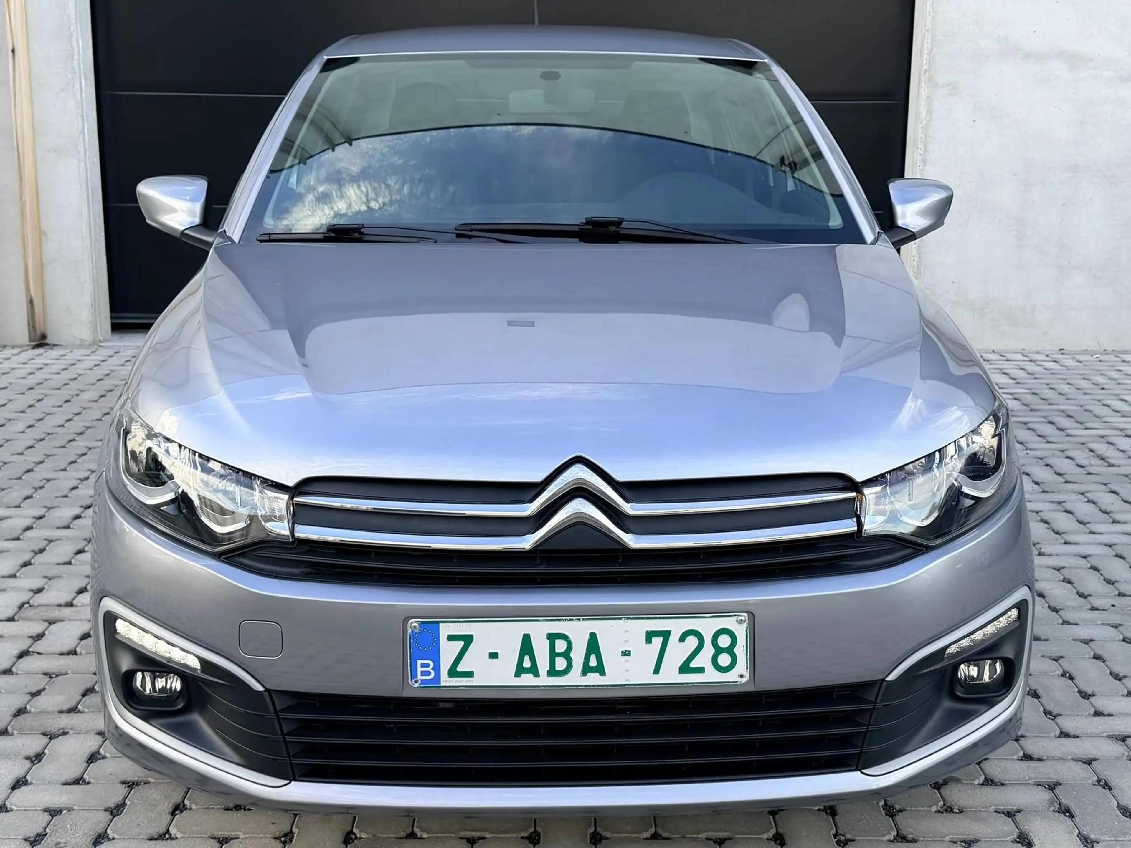 Citroen C-Elysée 1.6 VTi Feel Benzine // 2018 — photo 2