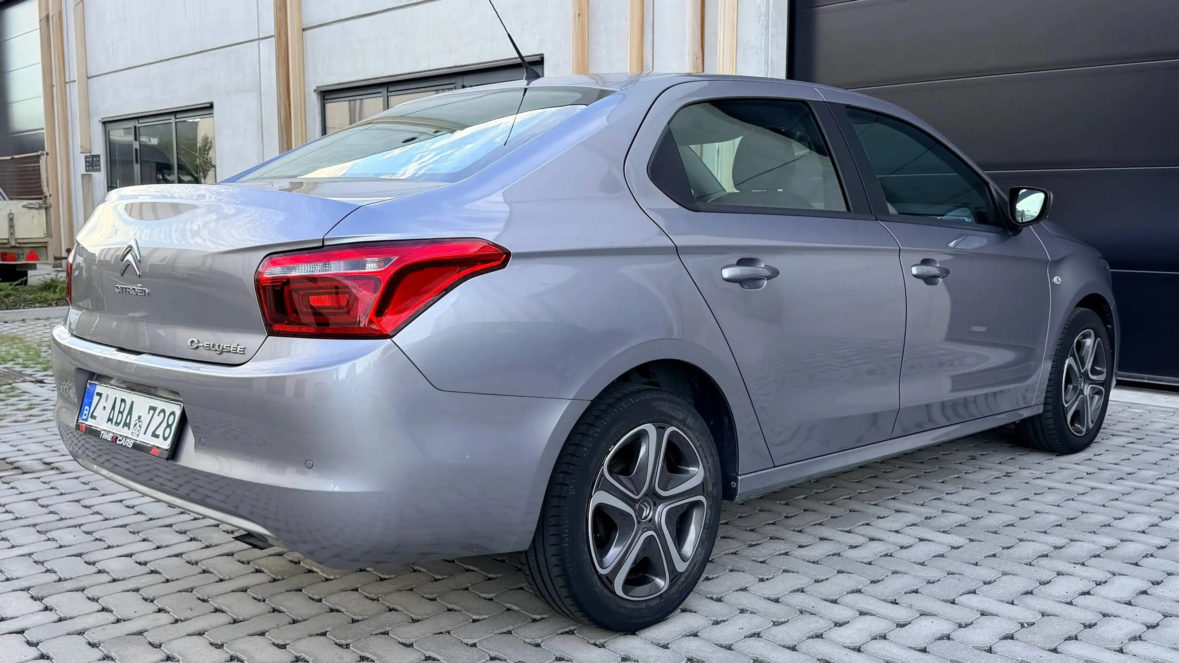 Citroen C-Elysée 1.6 VTi Feel Benzine // 2018 — photo 5