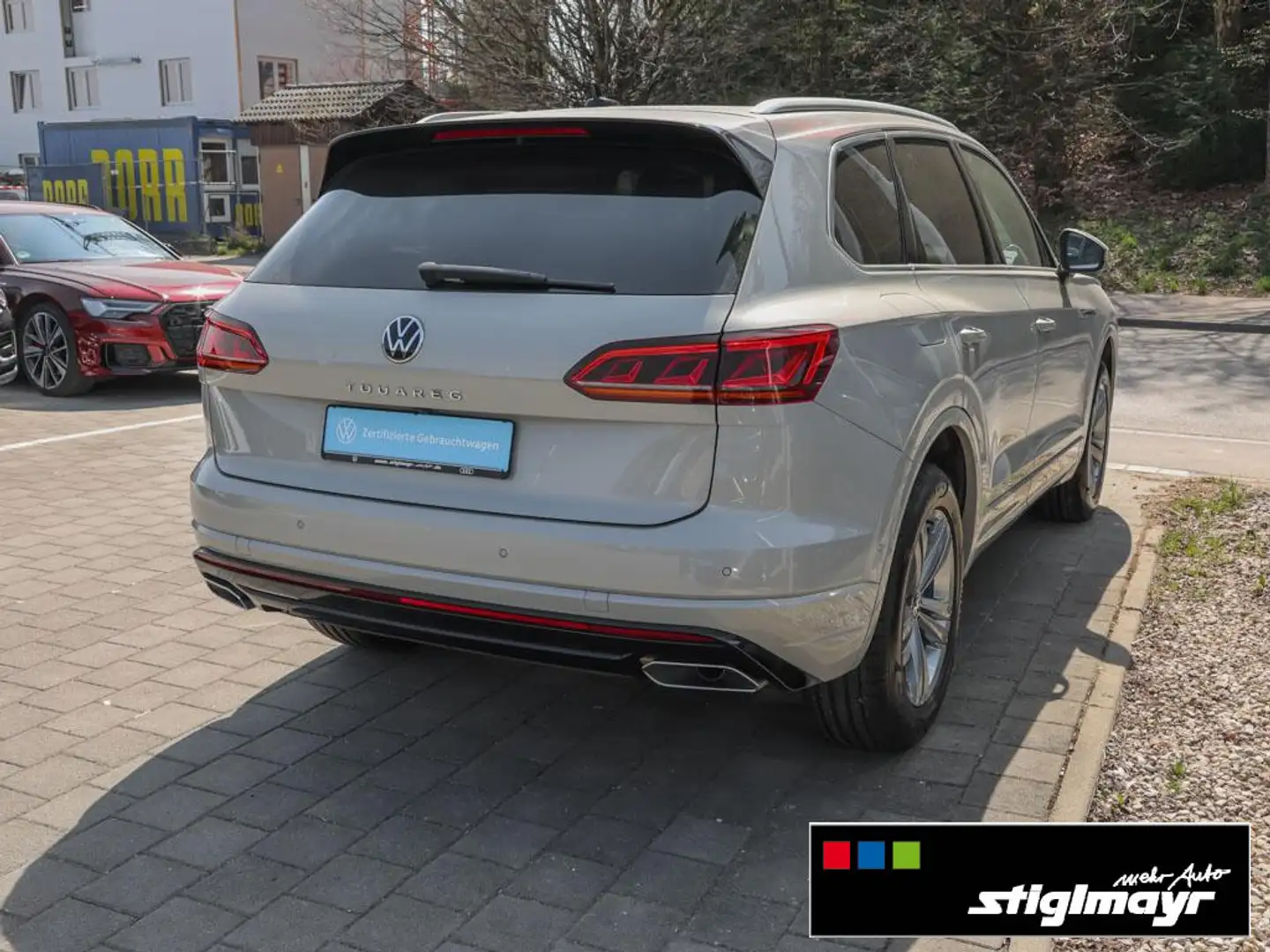 Volkswagen Touareg R-Line 3.0TSI 4MOTION IQ.LIGHT+NAVI+PANO Bej - 2