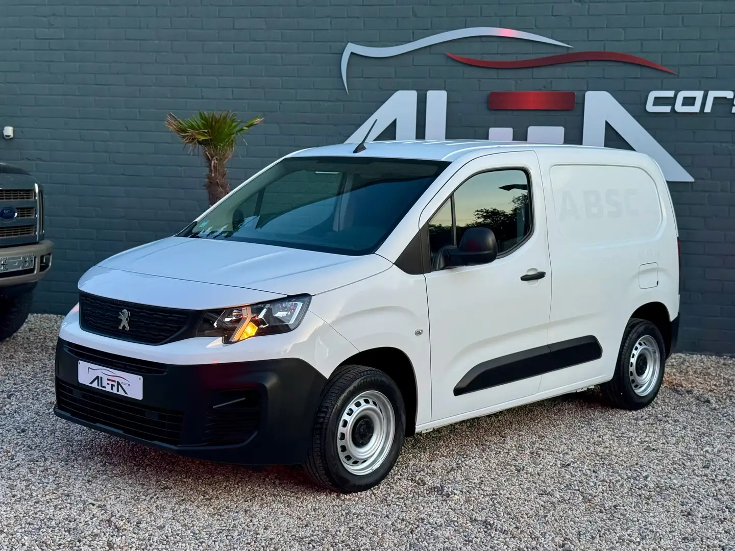 Peugeot Partner 1.6 HDi ** Utilitaire ** TVA ** Très Propres✅ Blanc - 2