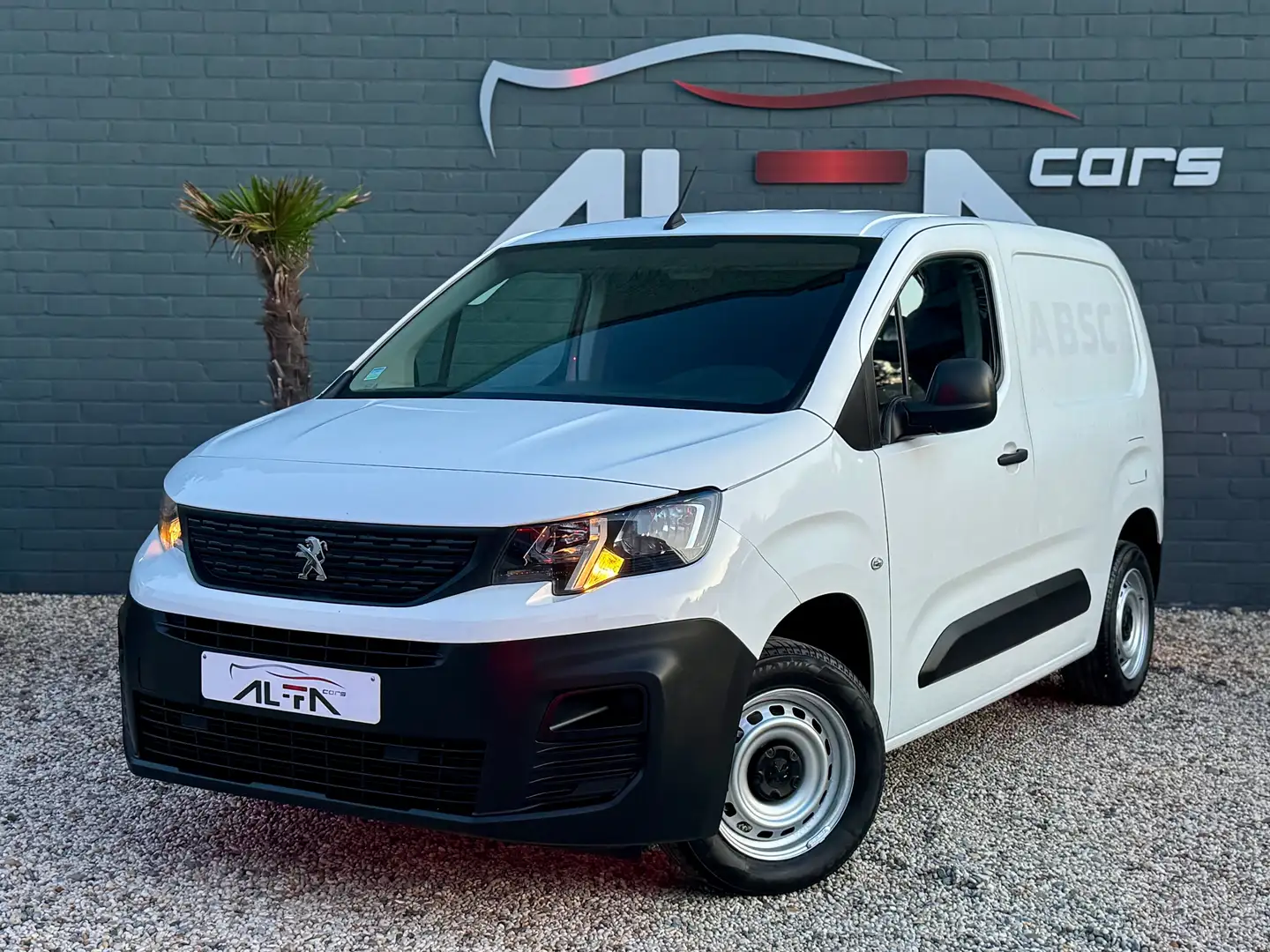 Peugeot Partner 1.6 HDi ** Utilitaire ** TVA ** Très Propres✅ Blanc - 1