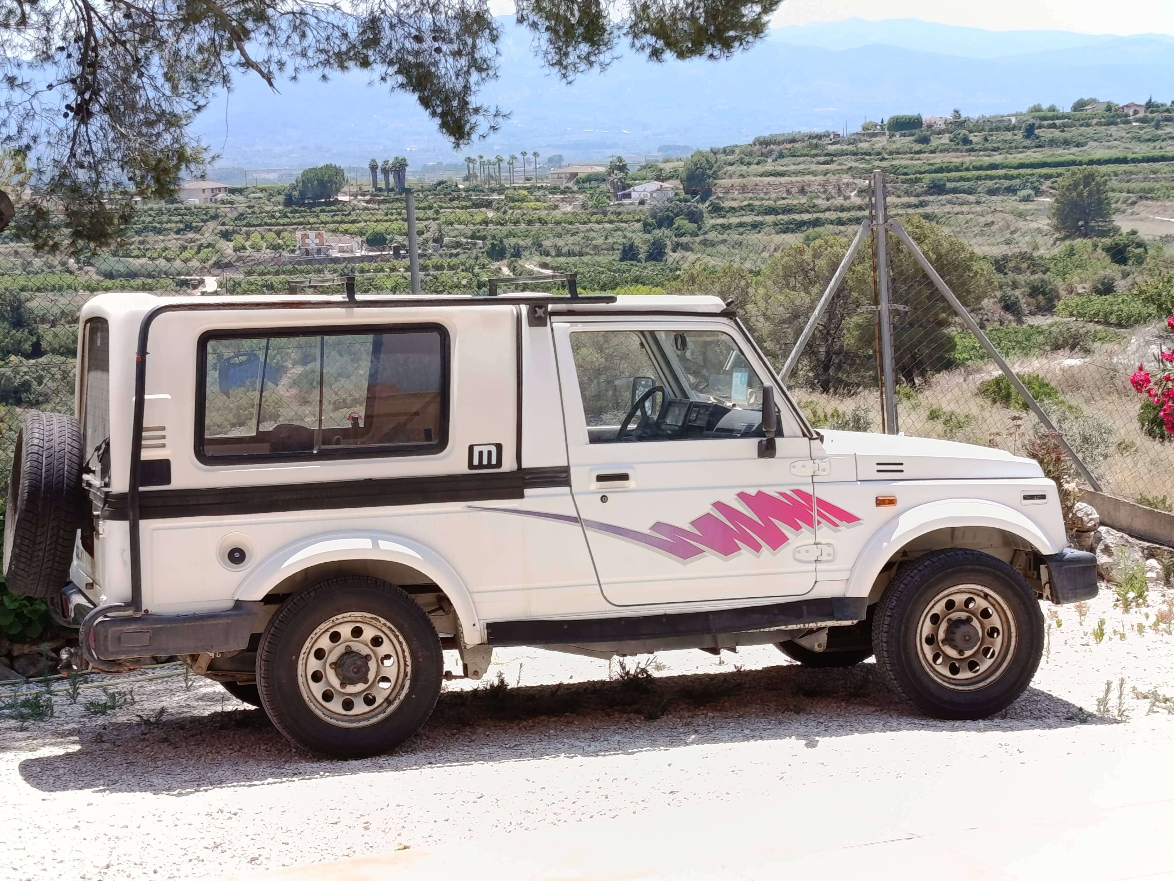 Suzuki Samurai Samurai 1.3 JHT Plástico - foto 1