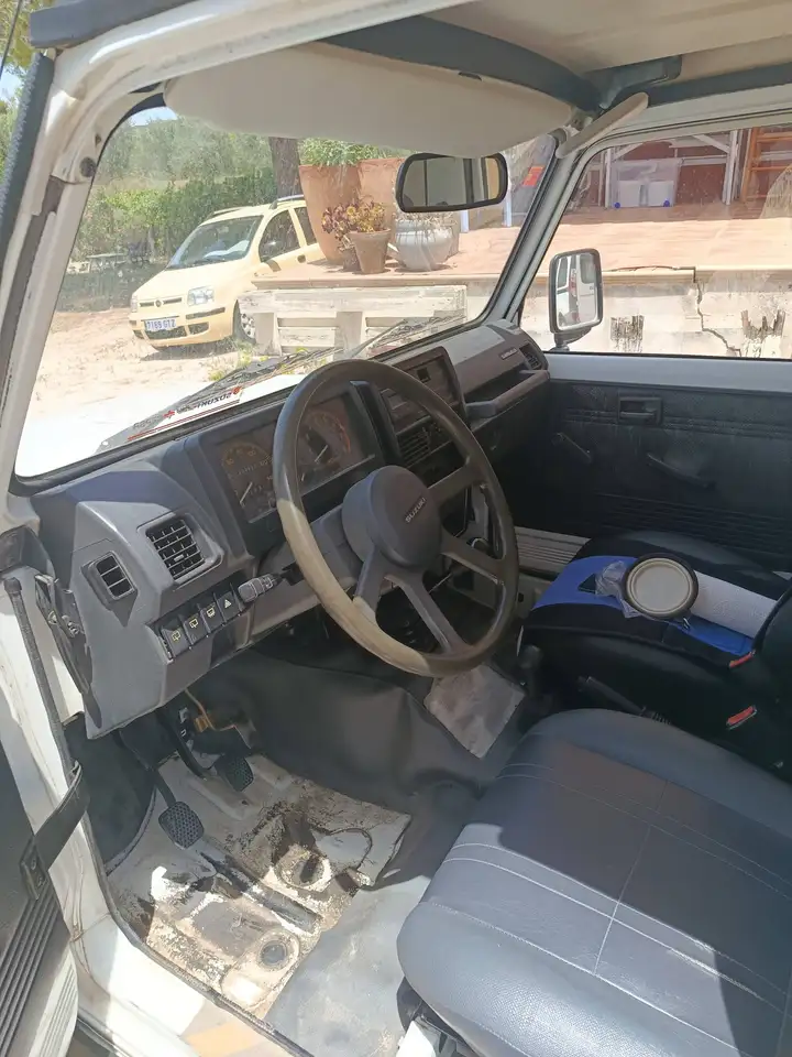 Suzuki Samurai 1.3 JHT Plástico, foto 6