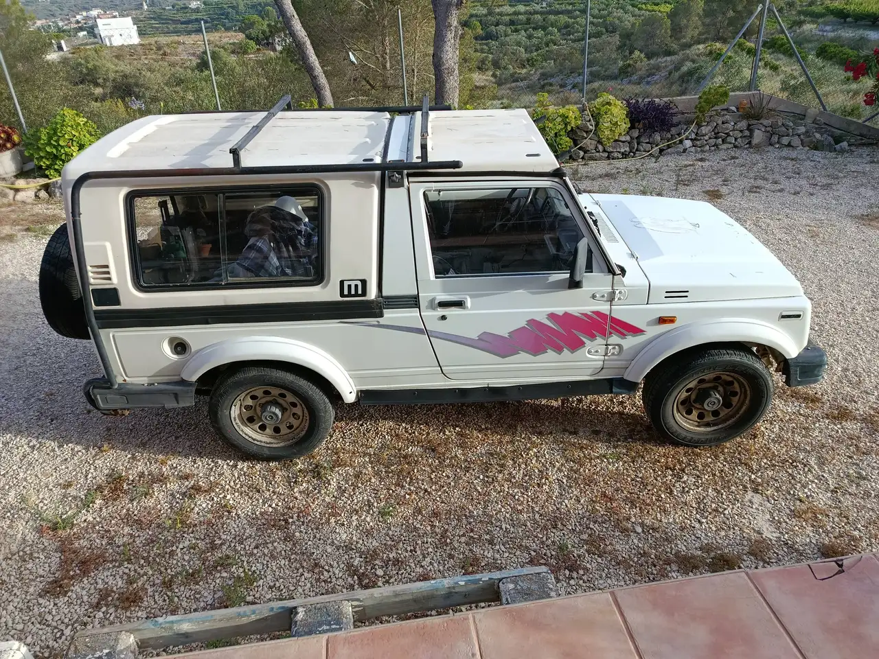 Suzuki Samurai 1.3 JHT Plástico, foto 4