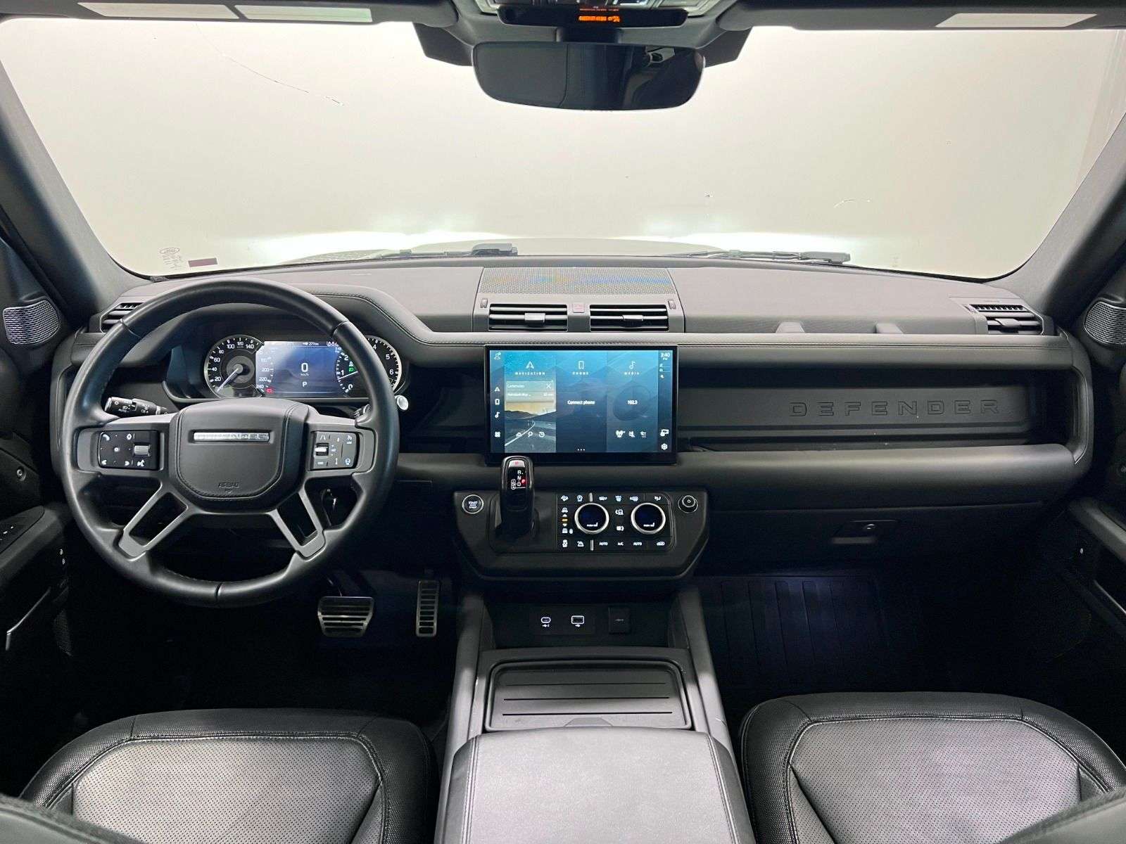 2023 Land Rover Defender 110 X-DYNAMIC SE AWD thumb 16