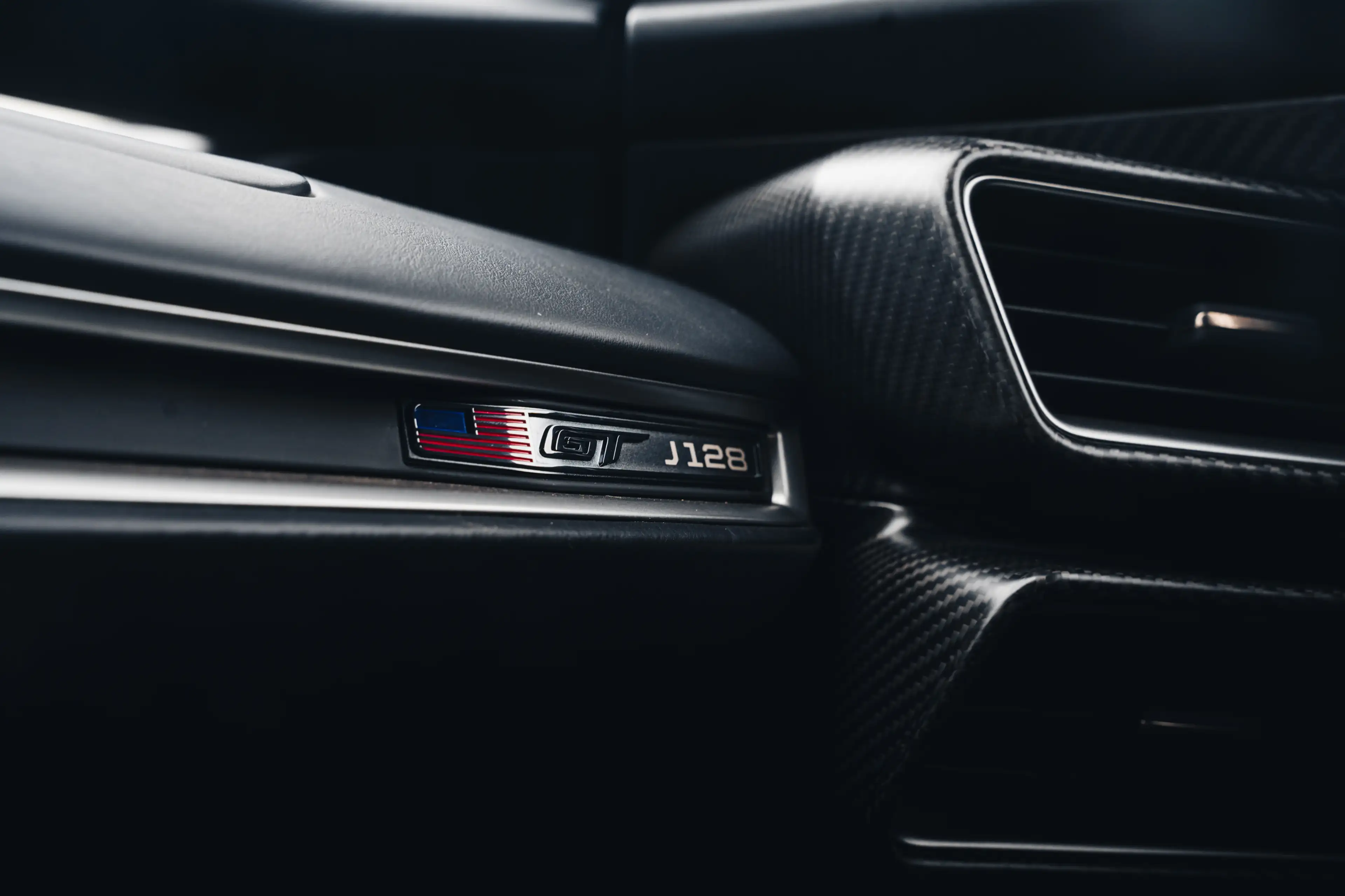 Ford GT Liquid Grey / Full PPF / Carbon / VAT — photo 13
