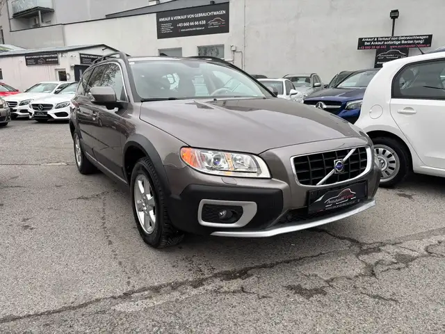 Volvo XC70 2,4 Diesel     185 PS AUTOMATIK