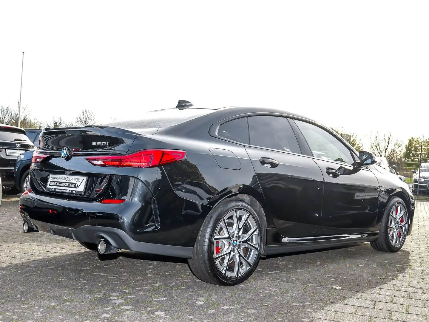 BMW 220 i Gran Coupé M Sport HUD PANO ACC RFK NAVI Schwarz - 2