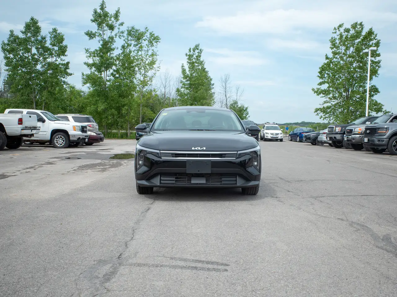 Kia K4 снимка Kia K4